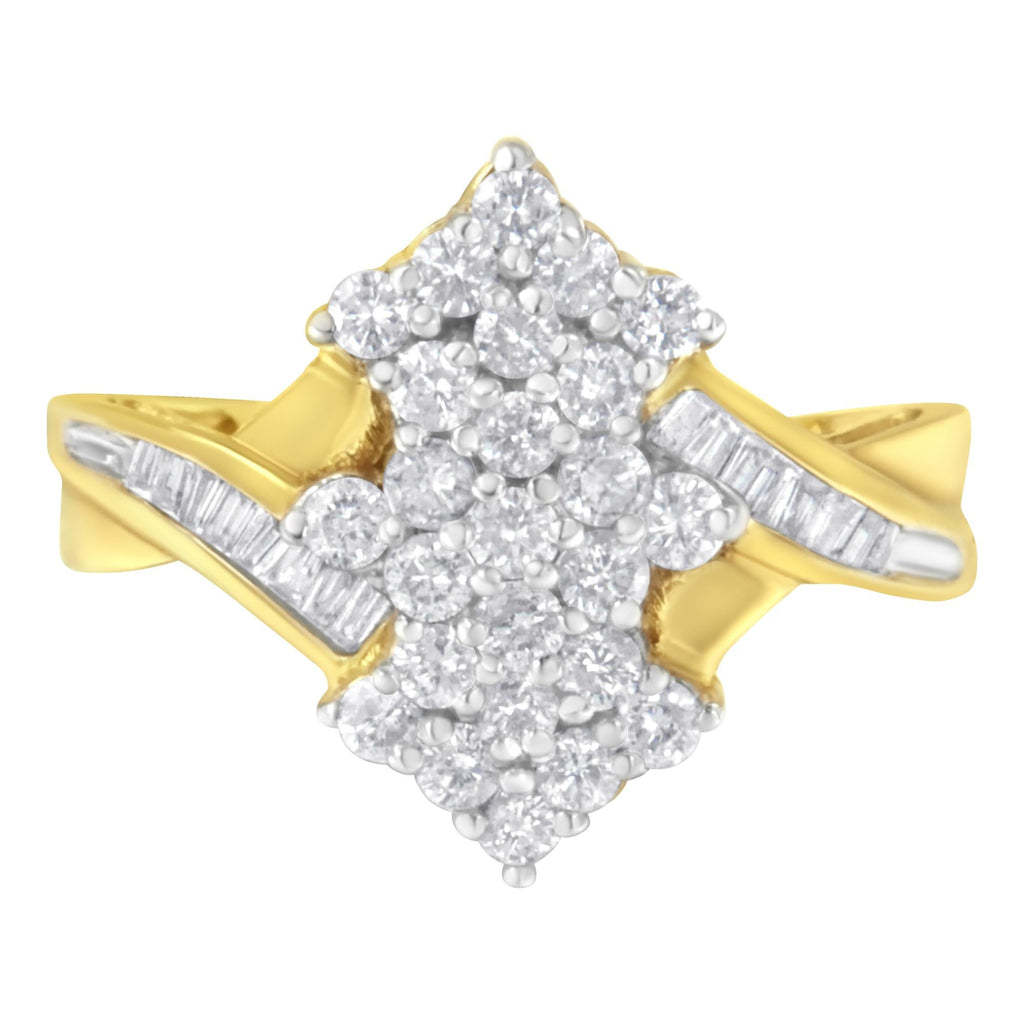 Anello con diamanti taglio baguette e rotondo in oro giallo 10 carati (1 1/10 ct, colore HI, purezza SI2-I1) - Friggin Jewelry