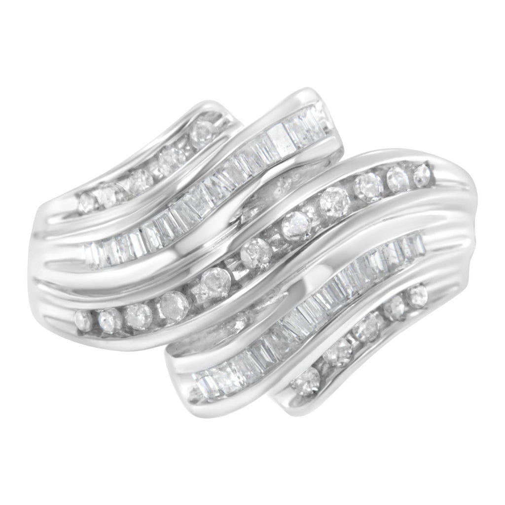 Anello in oro bianco 10 carati con diamanti taglio baguette e taglio rotondo (3/4 carati, colore HI, purezza SI2-I1) - Friggin Jewelry