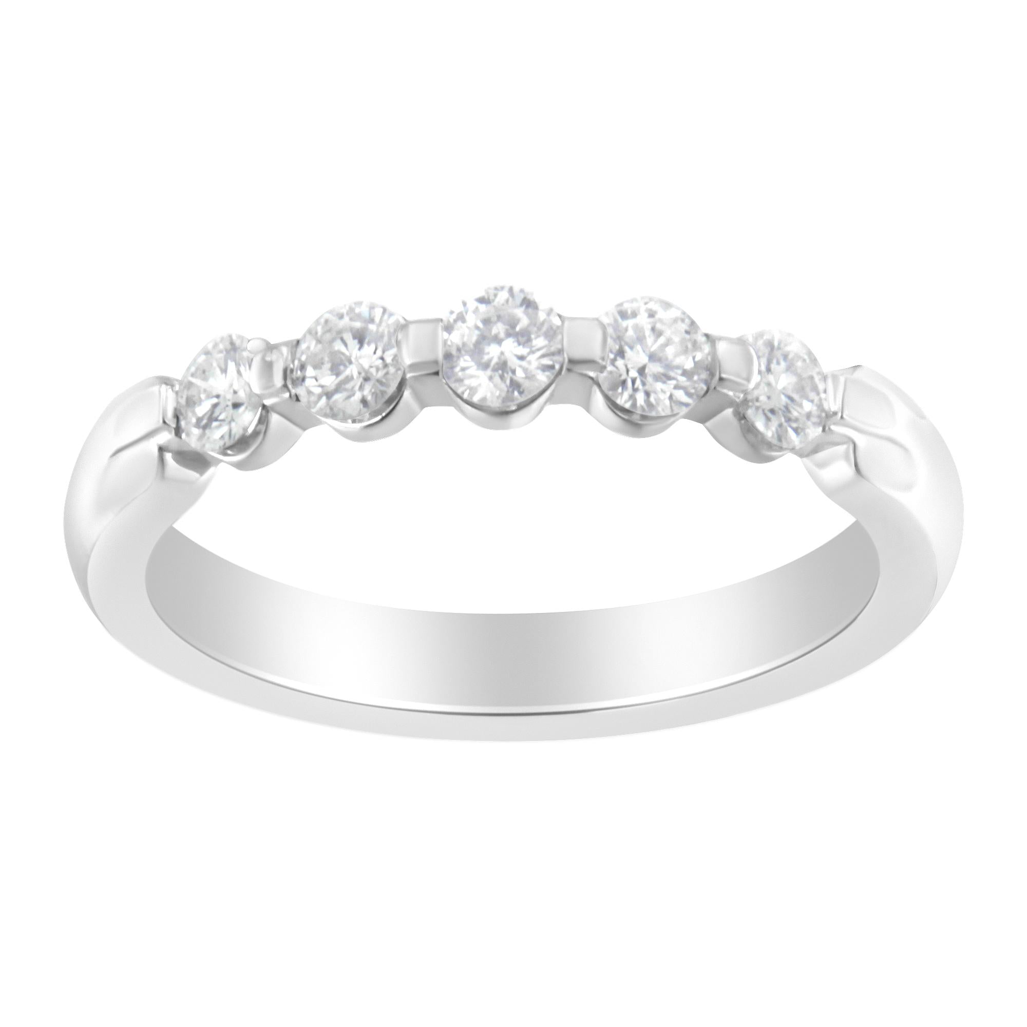 Anello a fascia in oro bianco 14 carati con 5 diamanti da 1/2 ct (purezza elevata, colore SI2-I1) - Friggin Jewelry