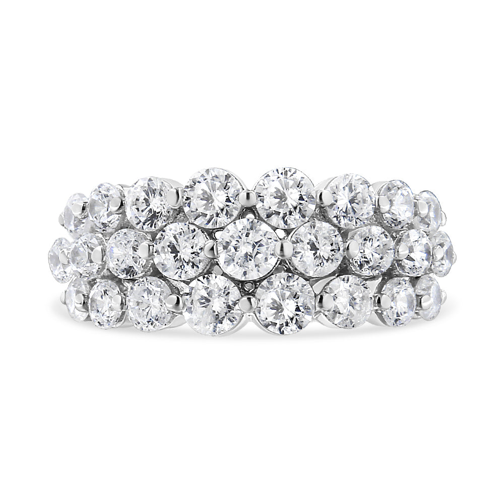 Anello a fascia con 3 file di diamanti naturali rotondi da 2 1/2 ct in oro bianco 10 carati (colore IJ, purezza I1-I2) - Friggin Jewelry