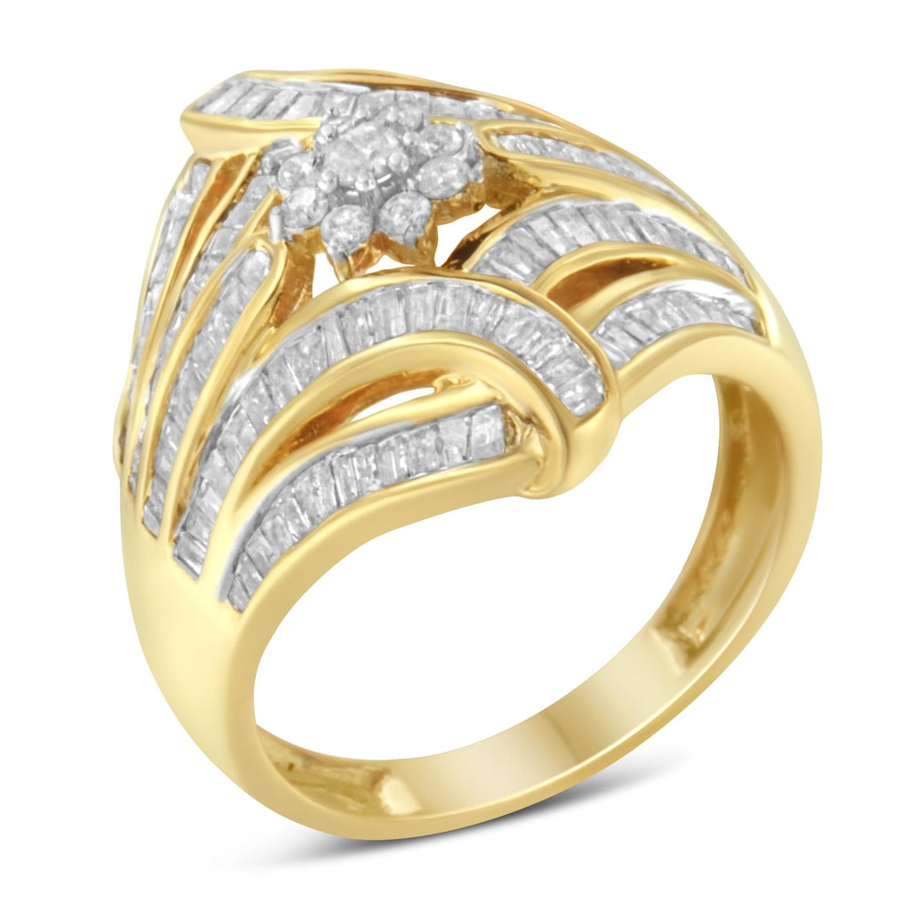 Anillo de cóctel de moda en plata de ley 925 bañada en oro amarillo de 10 quilates con diamantes redondos y baguette de 1 1/8 quilates en forma de flor y helecho (color IJ, claridad I2-I3) - Friggin Jewelry