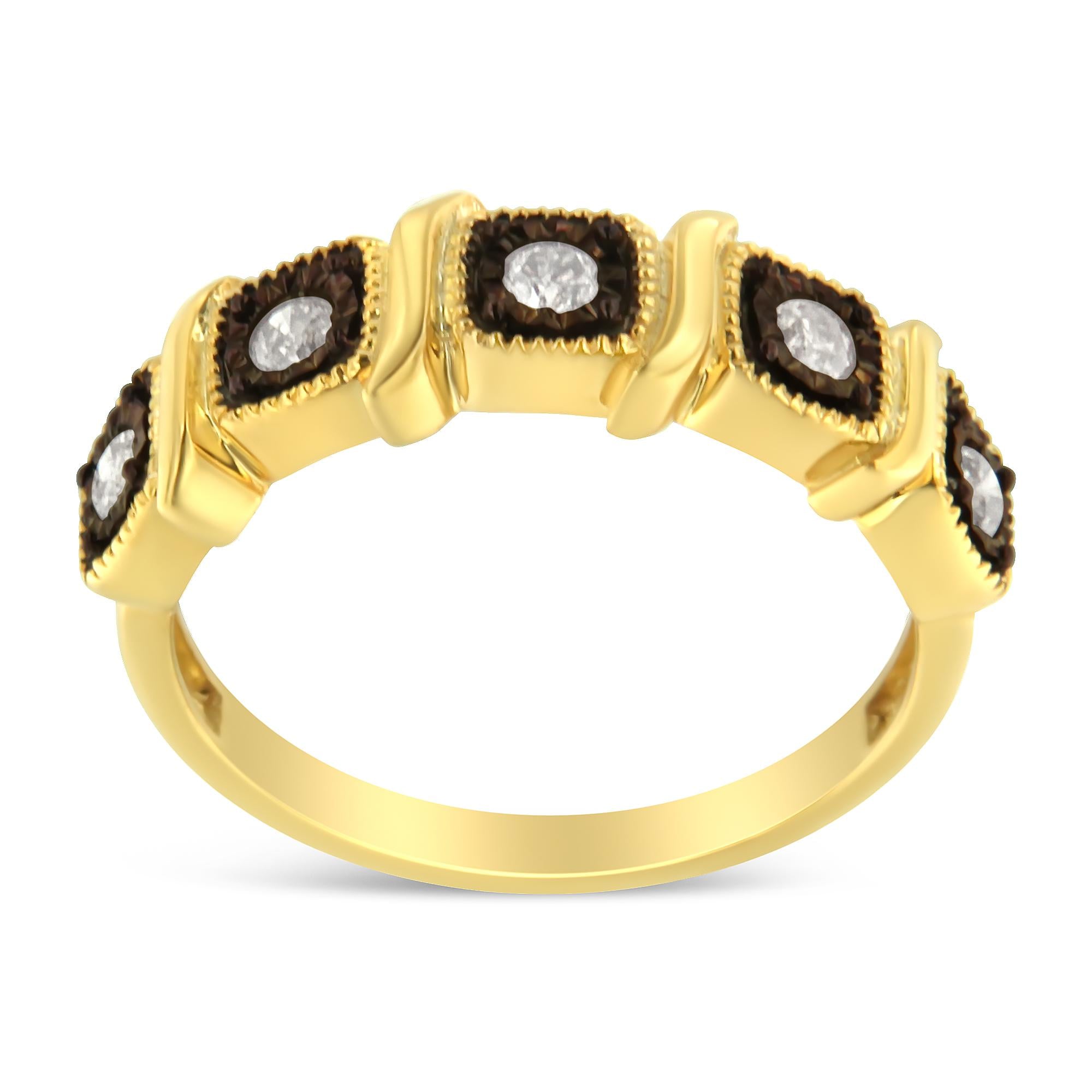 Anello a fascia in oro giallo 10 carati con diamanti incastonati in argento sterling 925 (1/4 ct, colore JK, purezza I2-I3) - Friggin Jewelry