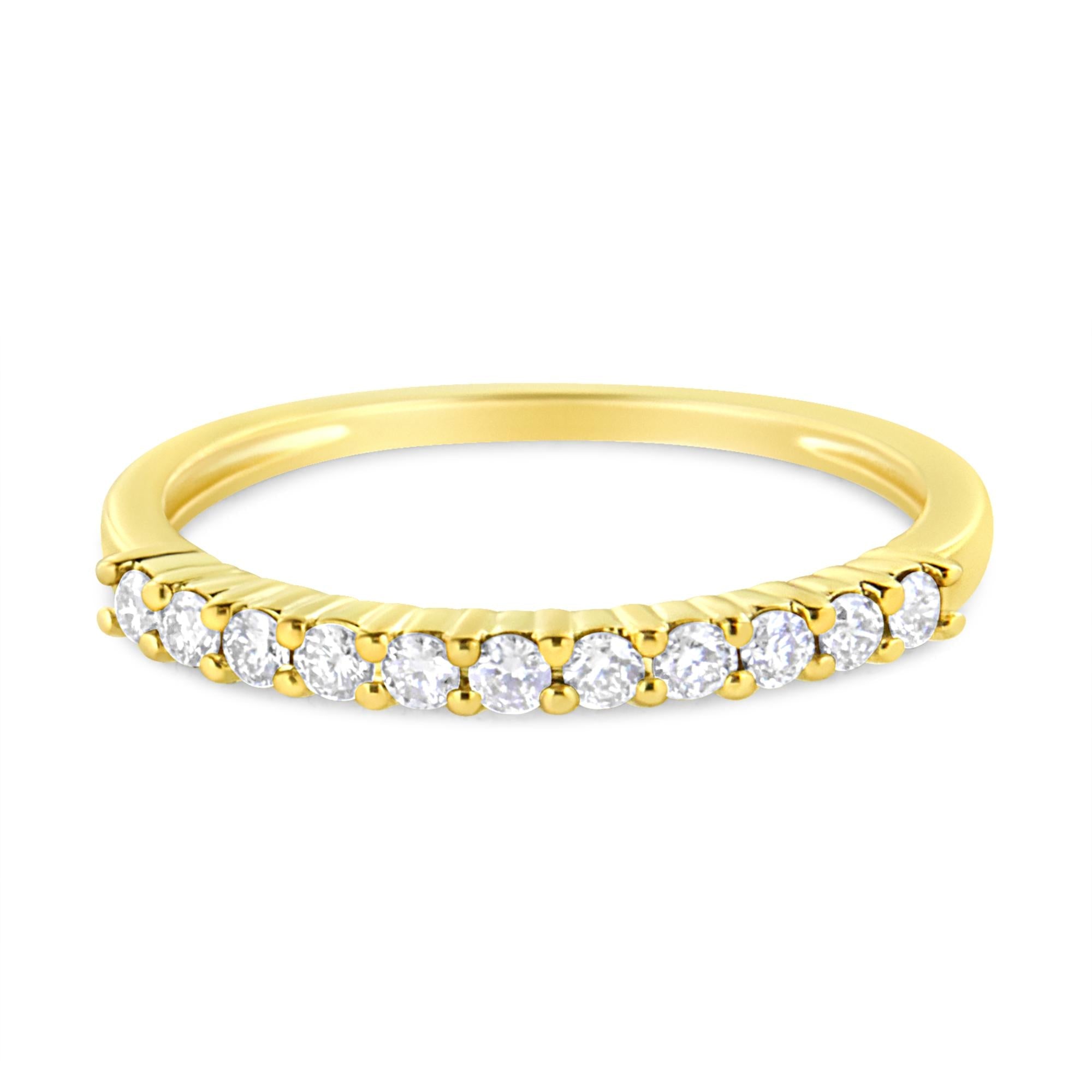 IGI Certified 1/4 Cttw Diamond 10K Yellow Gold Prong Set Fluted Band Style Ring (I-J Color, I2-I3 Clarity) - Friggin Jewelry
