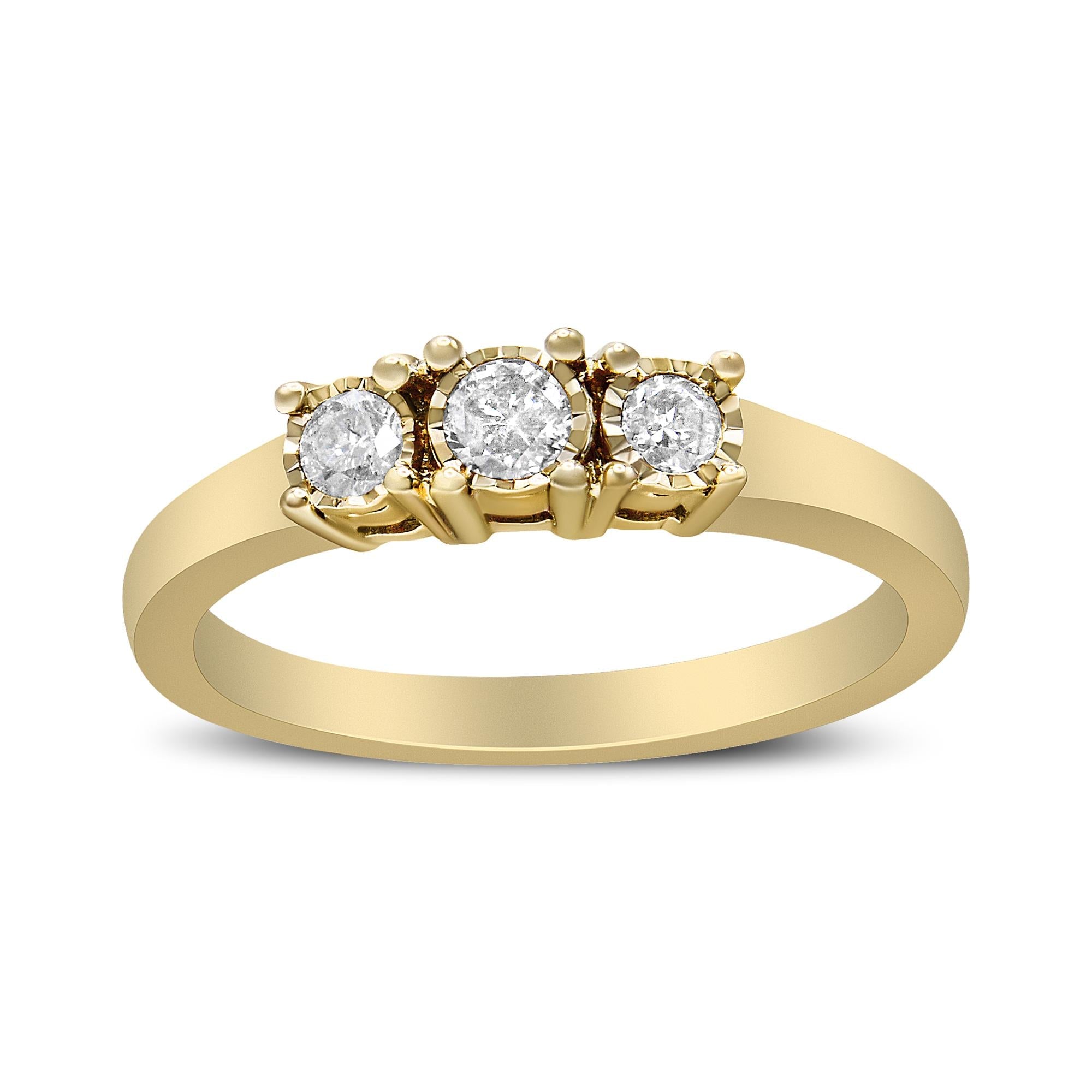 Anillo de plata de ley 925 bañado en oro amarillo de 14 quilates con 3 diamantes de 1/4 quilates (color JK, claridad I1-I2) - Friggin Jewelry