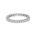Anillo de eternidad en oro blanco de 14 quilates con diamantes cultivados en laboratorio de 1,00 quilates y engaste en garras compartidas (color FG, VS1-VS2) - Friggin Jewelry