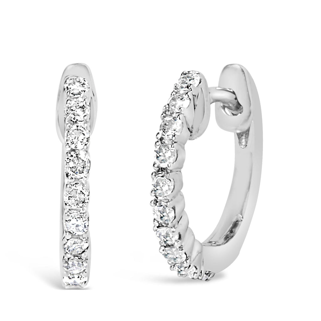 Orecchini a cerchio piccoli in argento sterling 925 con diamanti da 1/6 carati (colore IJ, purezza I2-I3) - Friggin Jewelry
