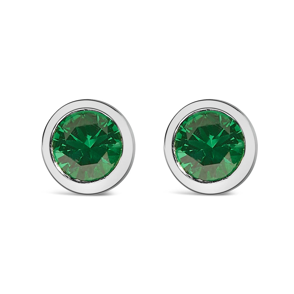 Pendientes solitarios de plata de ley 925 de 6 mm con gema creada engastada en bisel - Friggin Jewelry