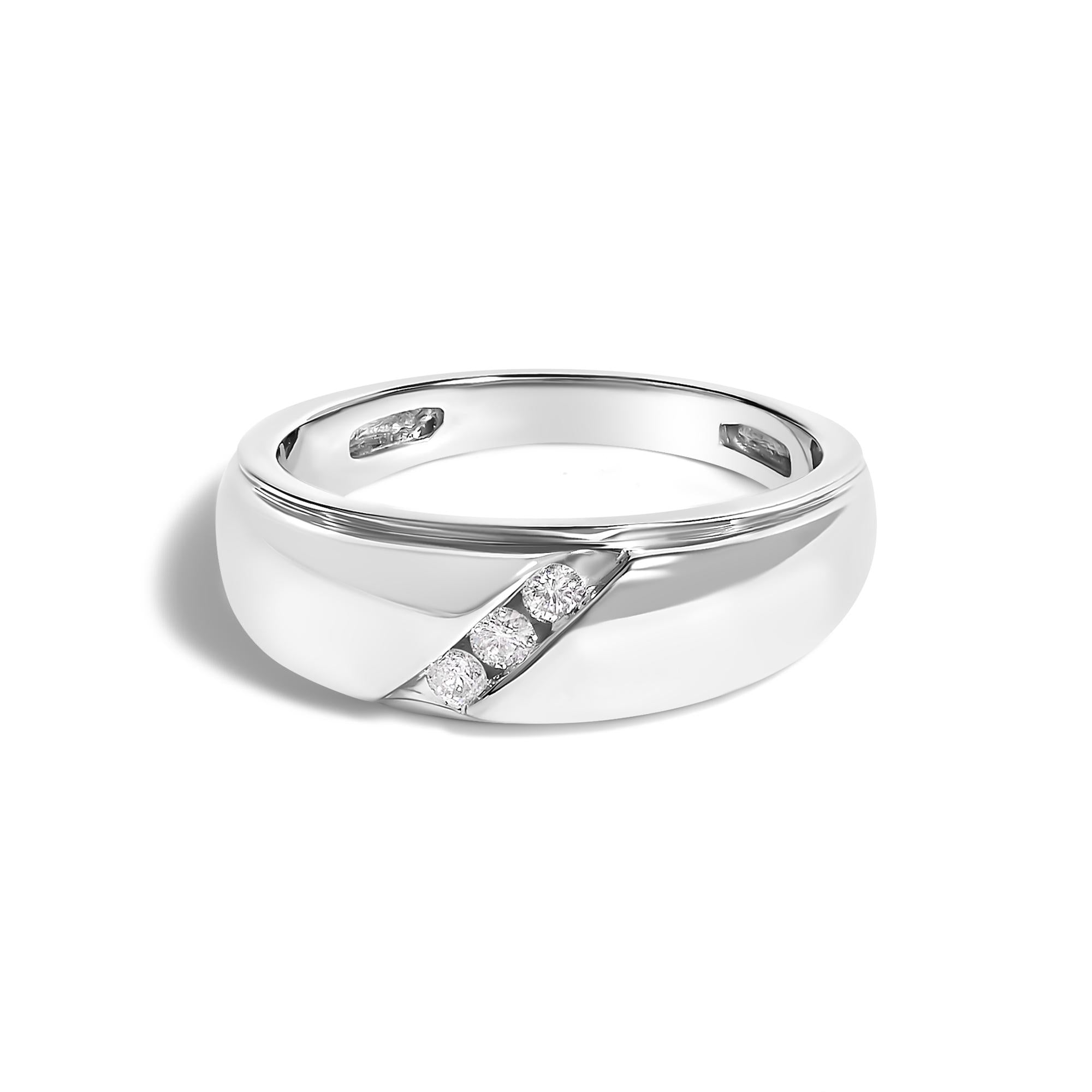 Men's .925 Sterling Silver 1/6 Cttw 3 Stone Diamond Band Ring (H-I Color, I1-I2 Clarity) - Friggin Jewelry