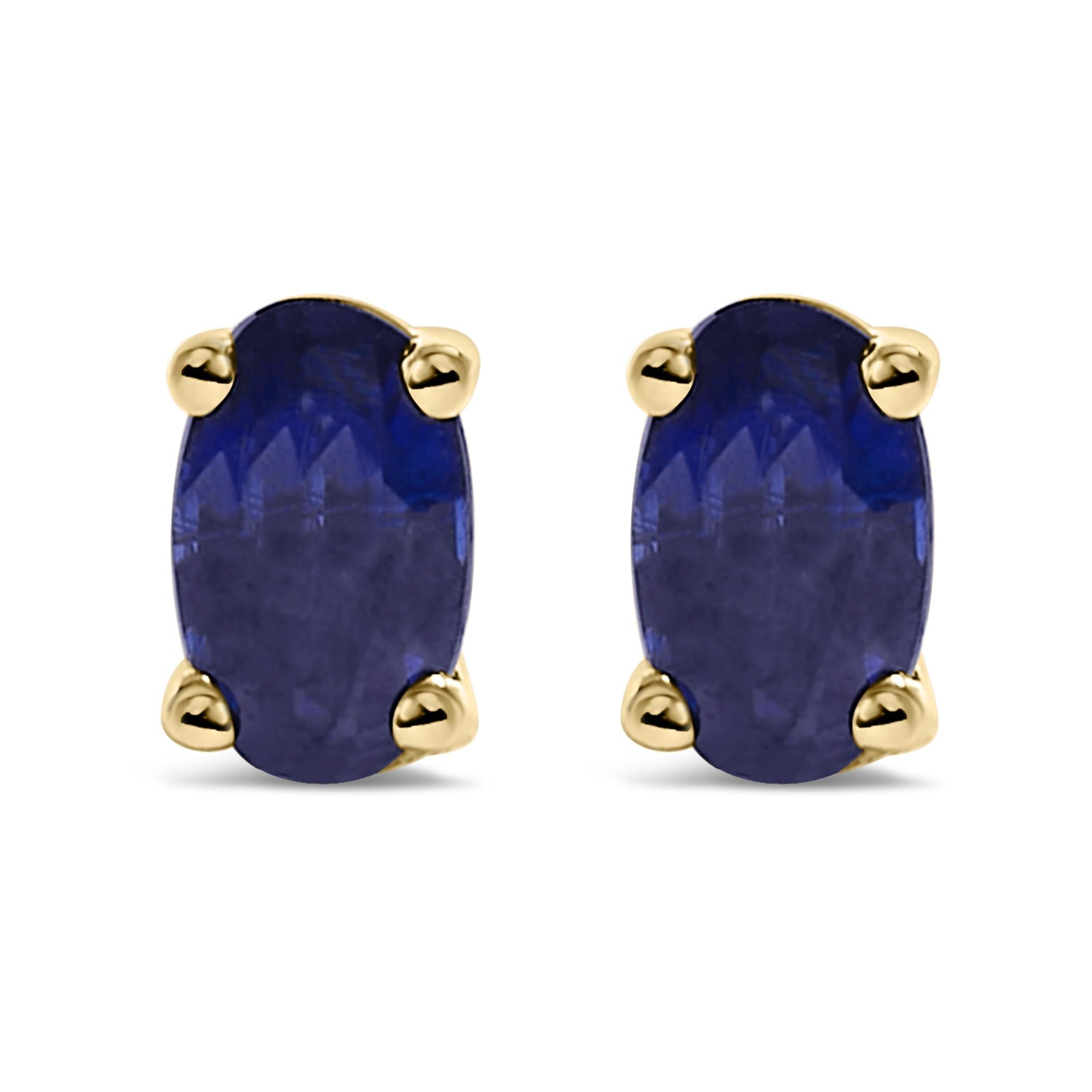 Pendientes de oro de 14 quilates con piedra de nacimiento de corte ovalado de 5 x 3 mm - Friggin Jewelry