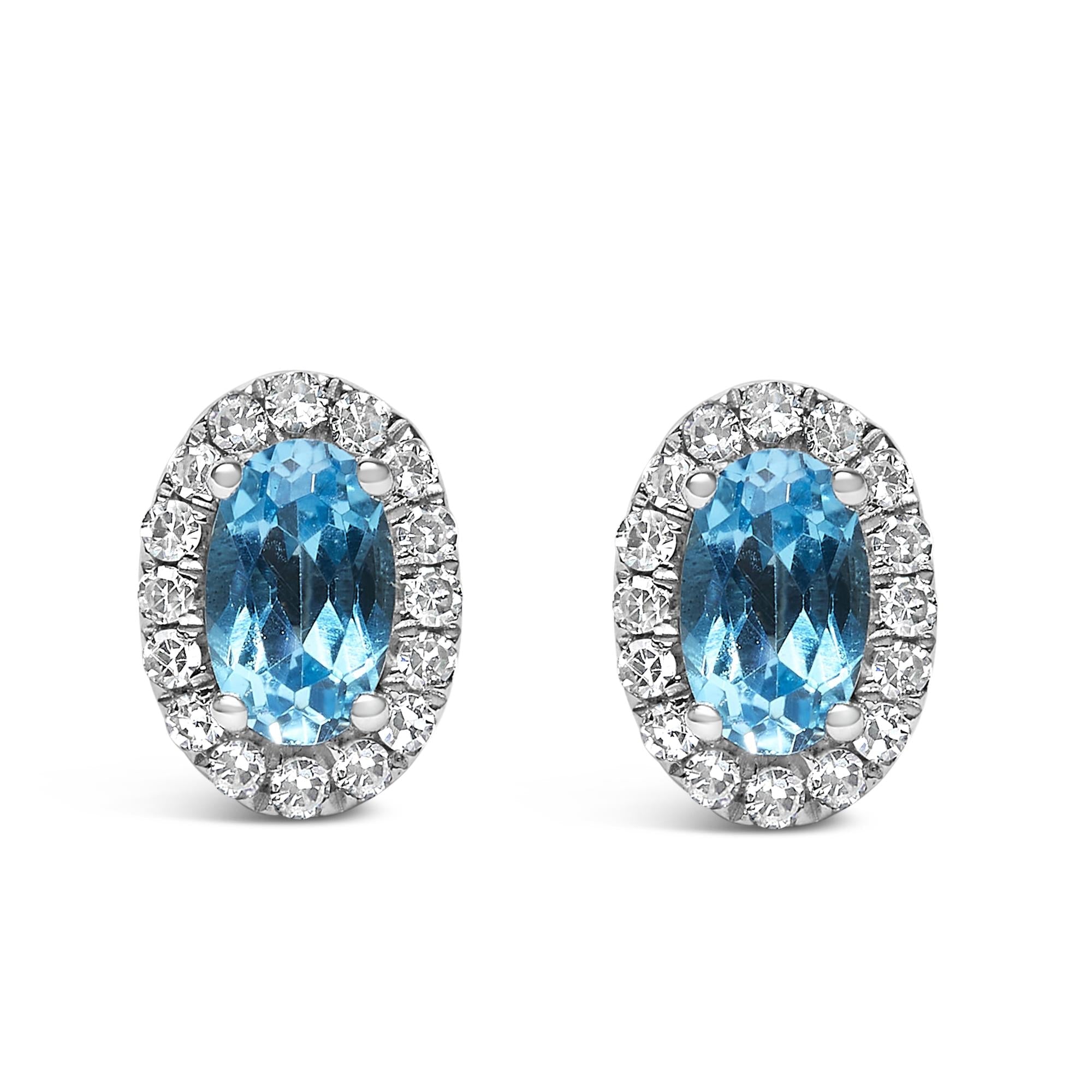 Orecchini a bottone con alone di diamanti e pietra portafortuna taglio ovale da 5x3 mm in oro bianco 10 carati (colore IJ, purezza I1-I2) - Friggin Jewelry
