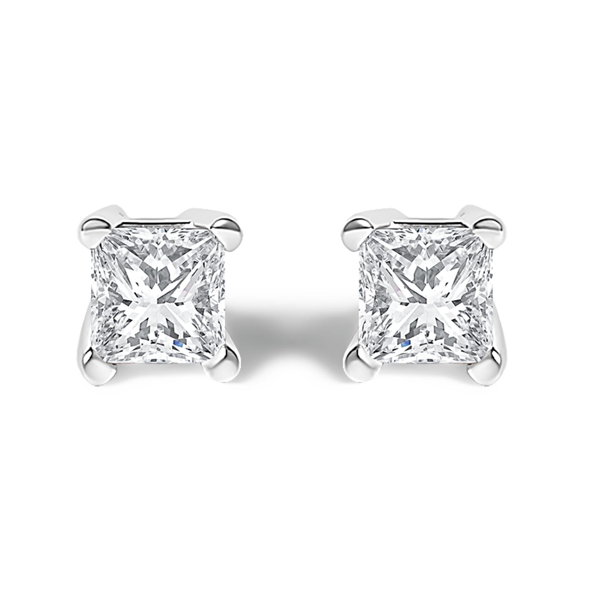 Aretes solitarios de diamante de talla princesa de 1/4 ct en plata de ley 925 (color HI, claridad I3) - Friggin Jewelry