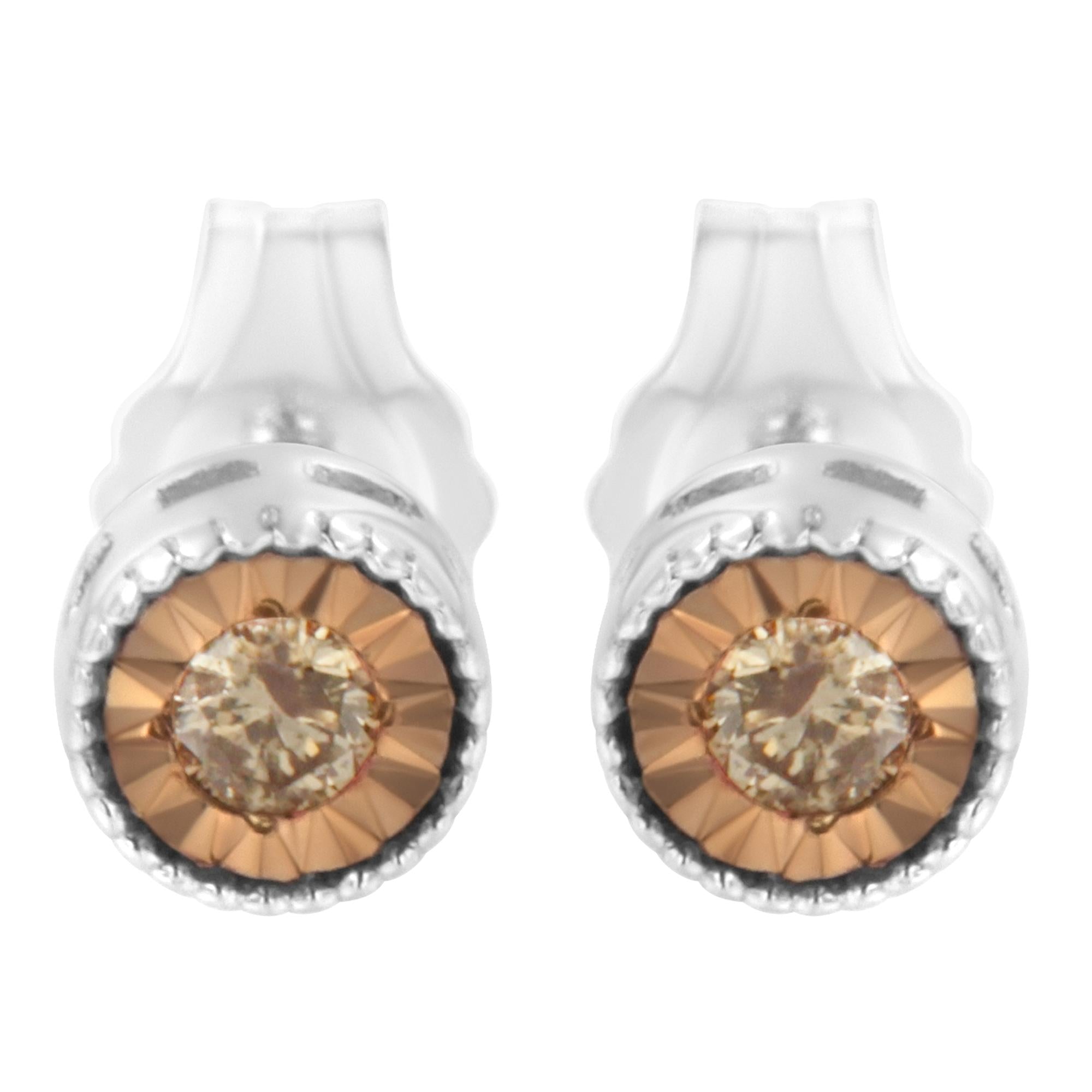Pendientes de botón de plata de ley 925 de 1/10 quilates con diamantes champán de talla brillante redondos engastados milagros (color natural, claridad I1-I2) - Friggin Jewelry