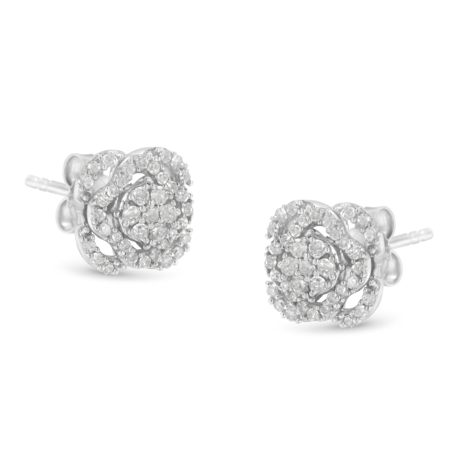 Pendiente de botón con halo y racimo floral de diamantes de talla redonda de 1/2 ct en plata de ley 925 (color IJ, claridad I3) - Friggin Jewelry