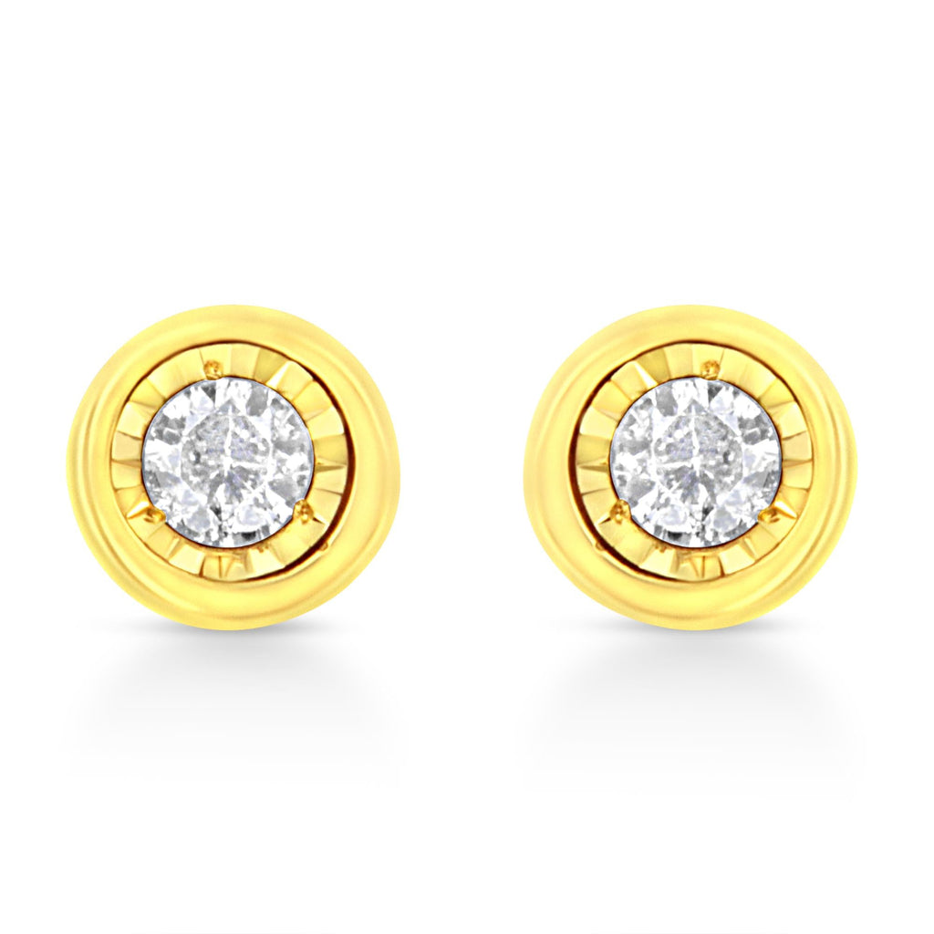 Aretes de plata de ley 925 bañados en oro amarillo de 10 quilates con diamantes engastados milagros de 1/10 quilates (formas a elegir) - Friggin Jewelry