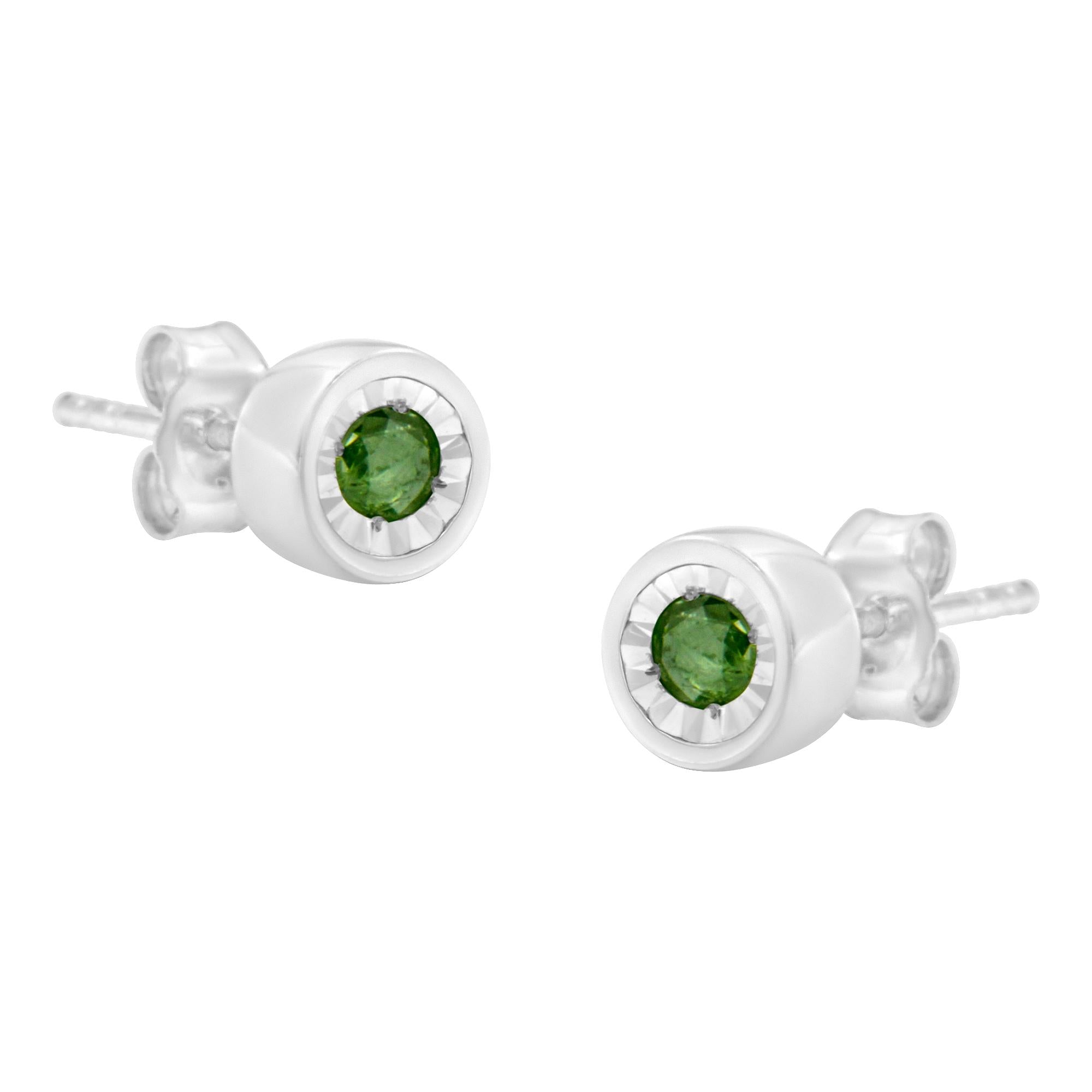 .925 Sterling Silver 0.15 Cttw Round Brilliant-Cut Green Diamond Miracle-Set Stud Earrings (Fancy Color-Enhanced, I1-I2 Clarity) - Friggin Jewelry