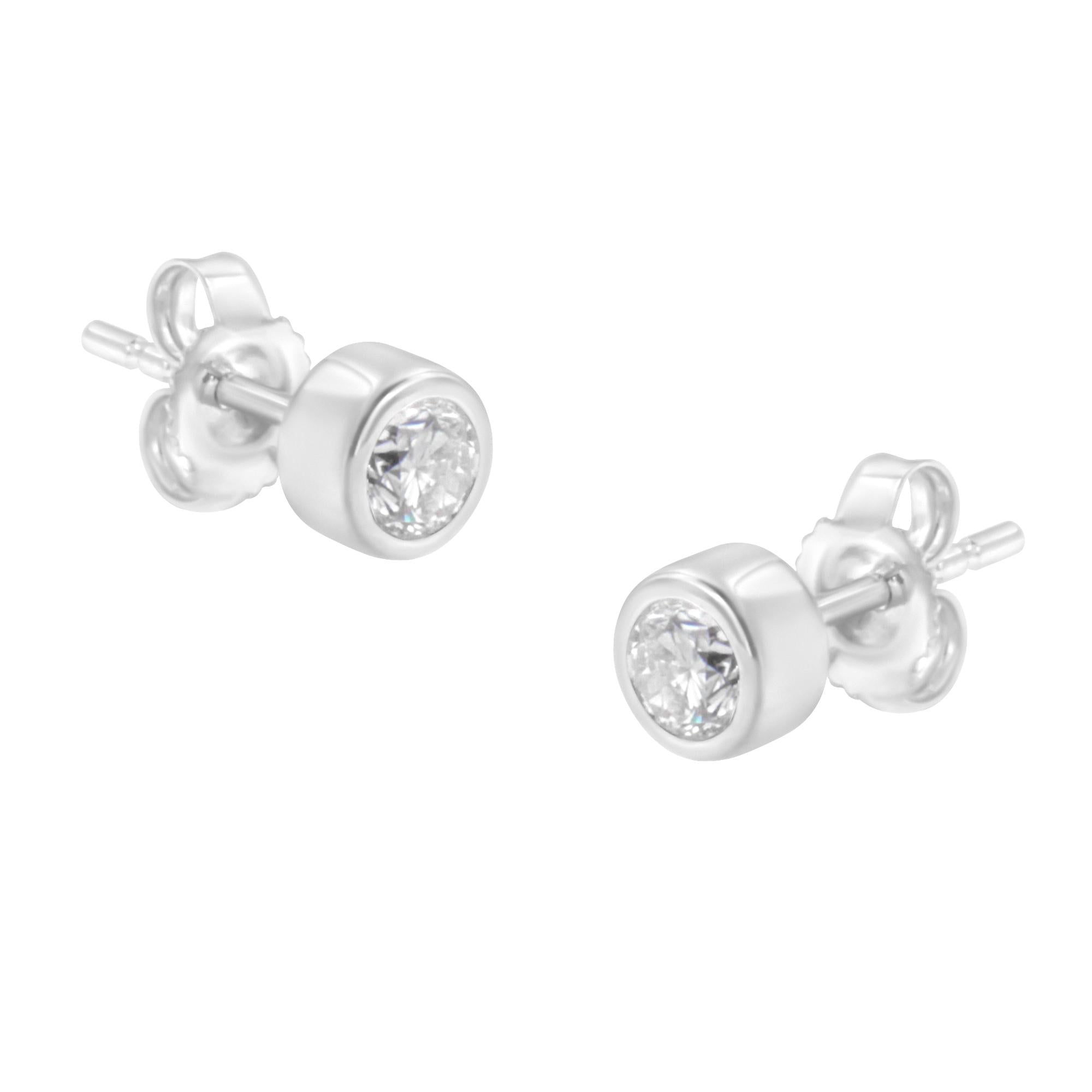 10K Gold 0.30 Cttw Round Brilliant-Cut Near Colorless Diamond Bezel-Set Stud Earrings (H-I Color, I1-I2 Clarity) - Friggin Jewelry
