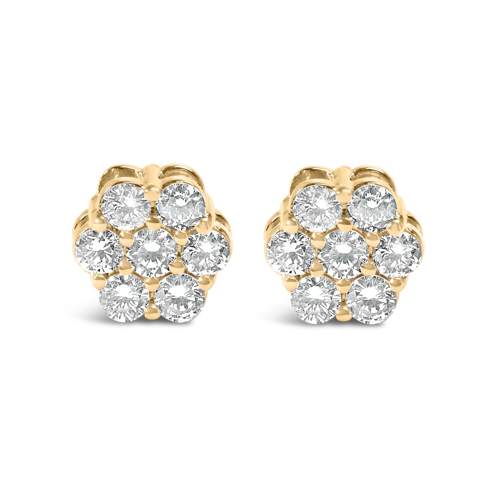 Aretes de oro blanco de 14 quilates con 7 diamantes redondos de talla brillante y cierre de rosca (IJ, SI2-I1) - Friggin Jewelry
