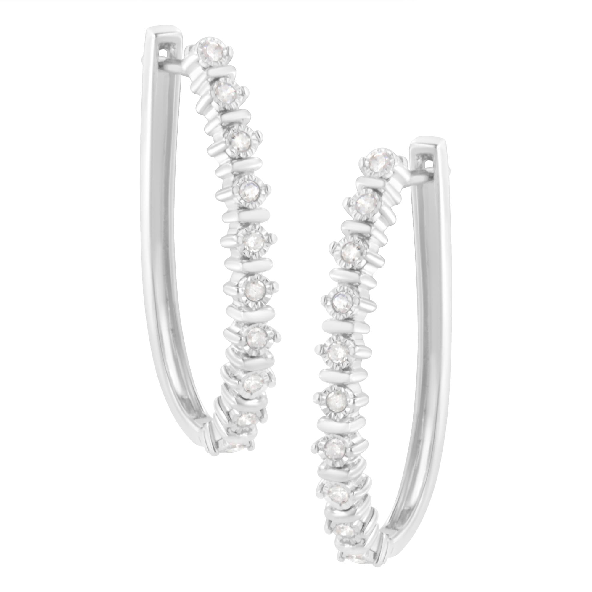 Orecchini a cerchio in argento sterling 925 con diamanti taglio rotondo da 1/4 cttw incastonati Miracle (colore IJ, purezza I2-I3) - Friggin Jewelry