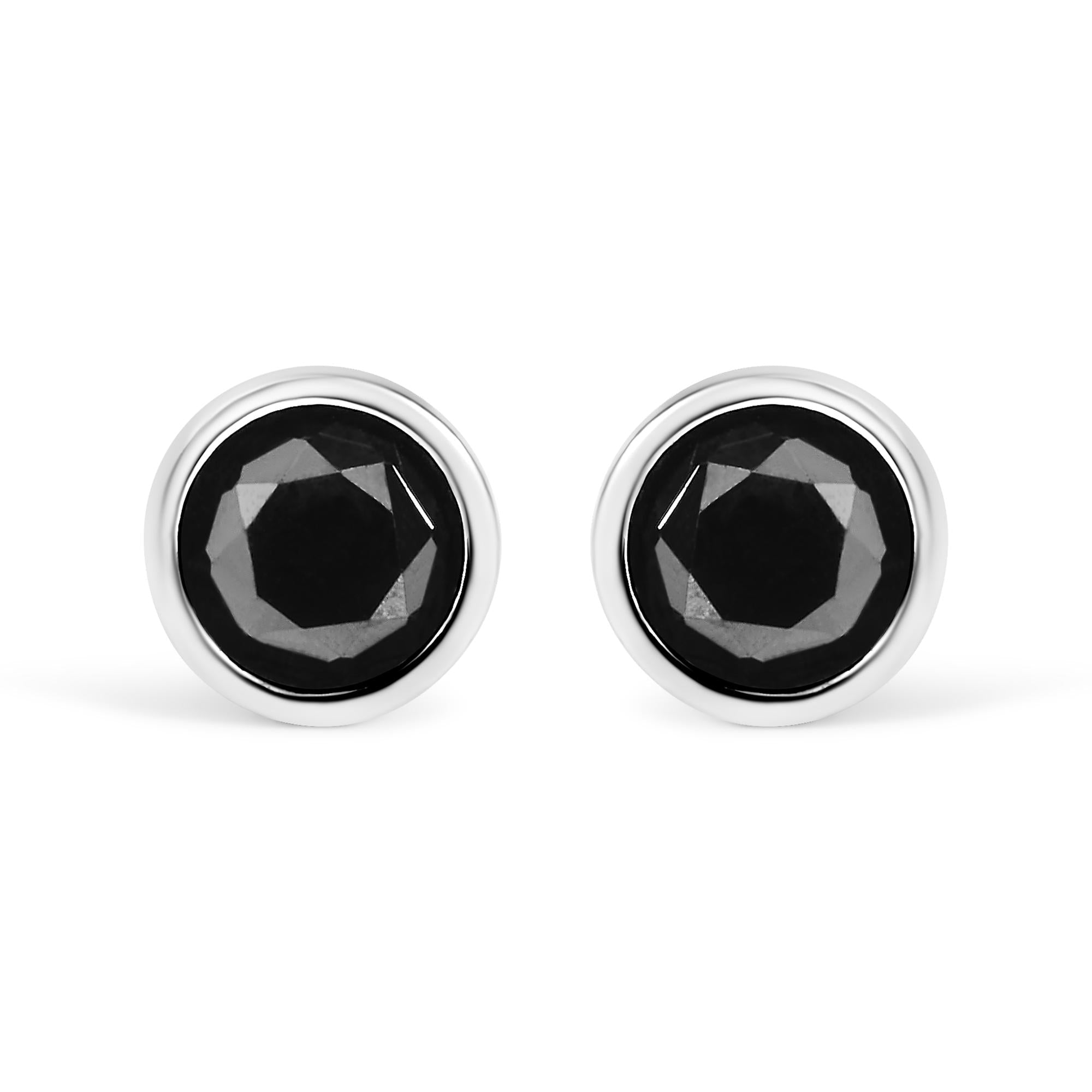Aretes de plata de ley 925 con diamantes negros redondos de talla brillante, engastados en bisel y cierre de rosca (color elegante, claridad I2-I3) - Friggin Jewelry