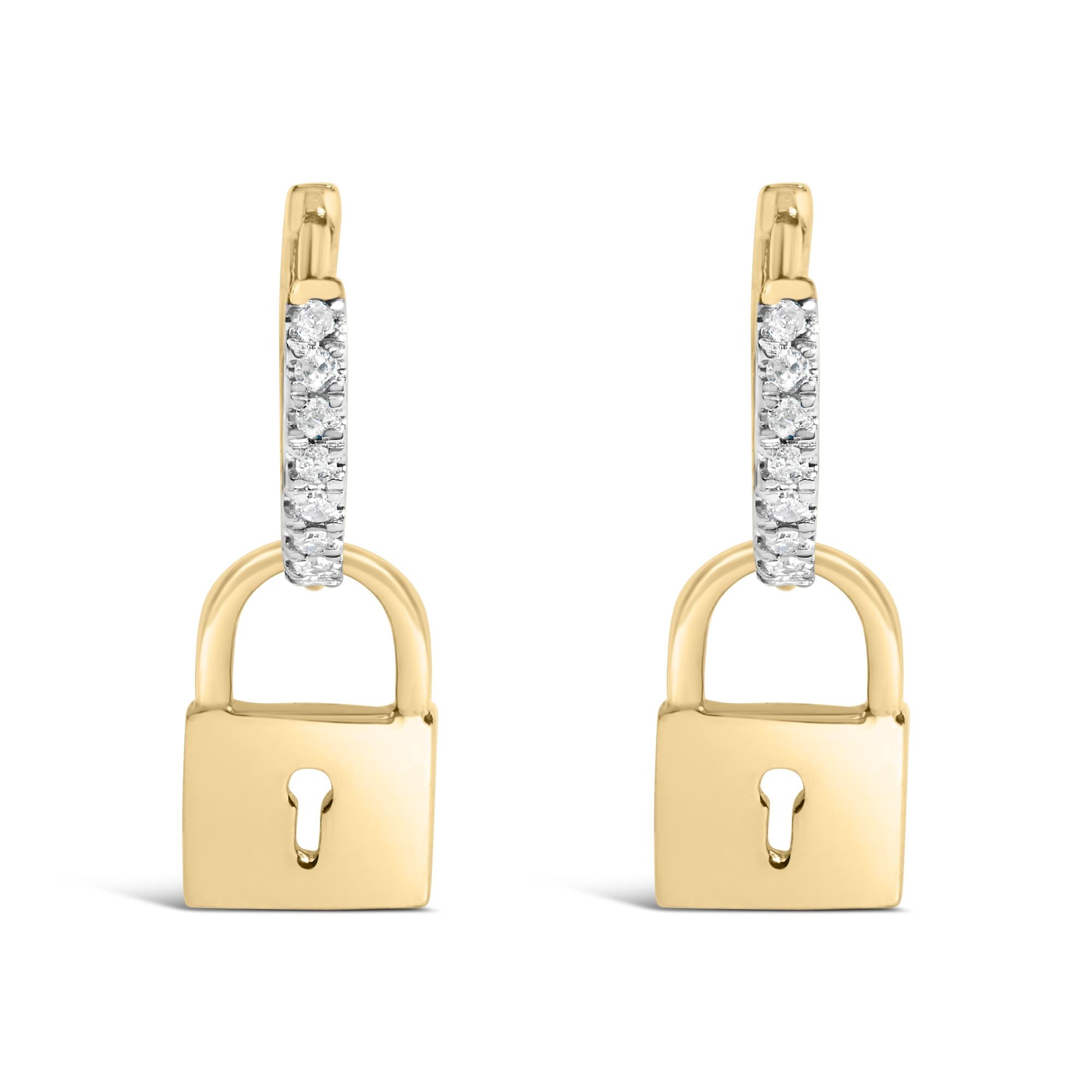 Aros de plata de ley 925 bañados en oro amarillo de 14 quilates con cierre de diamante de 1/6 quilates (color IJ, claridad I3) - Friggin Jewelry