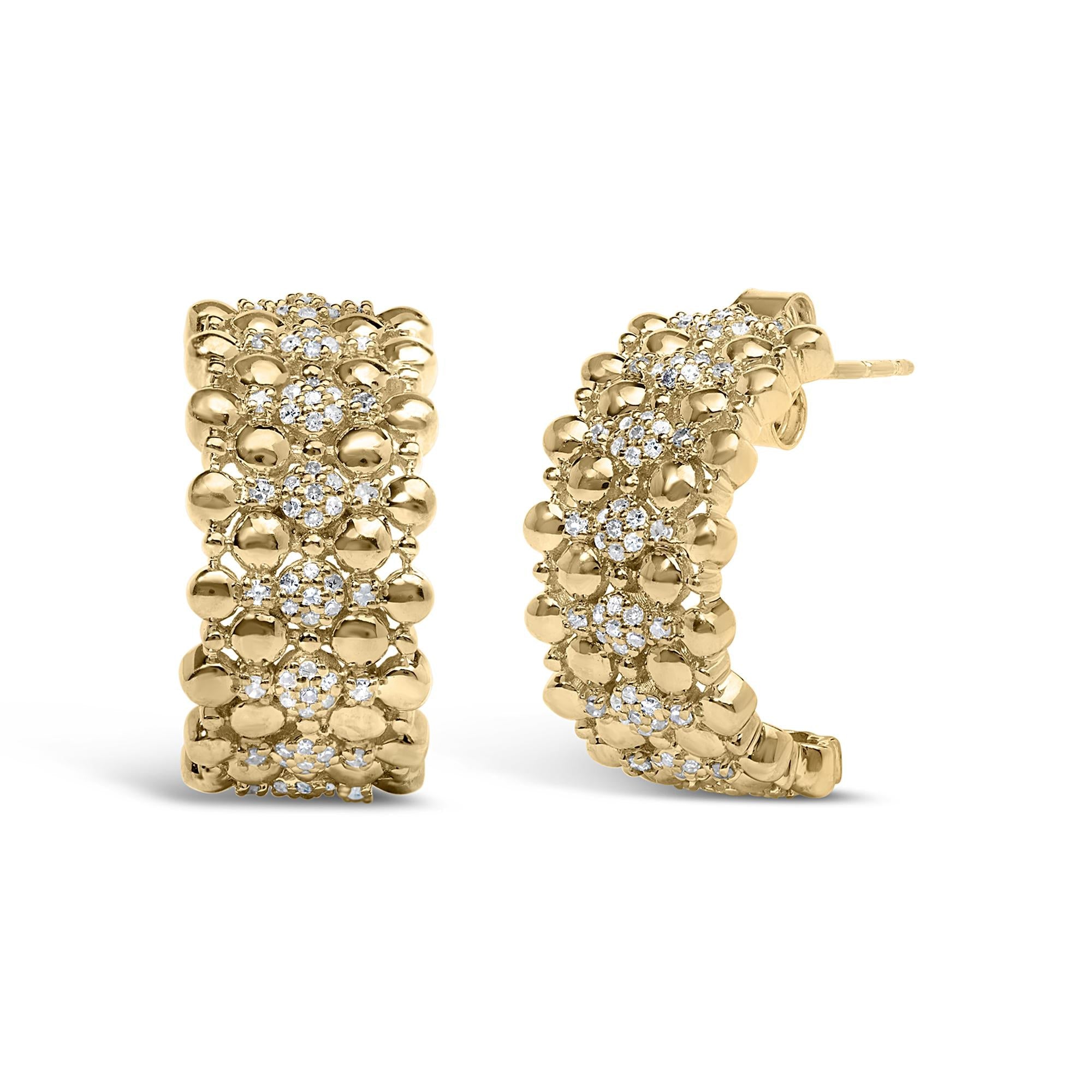 Orecchini a cerchio J in argento sterling 925 placcato oro giallo 14K con diamanti da 3/8 ct e perline a sfera (colore HI, purezza I1-I2) - Friggin Jewelry