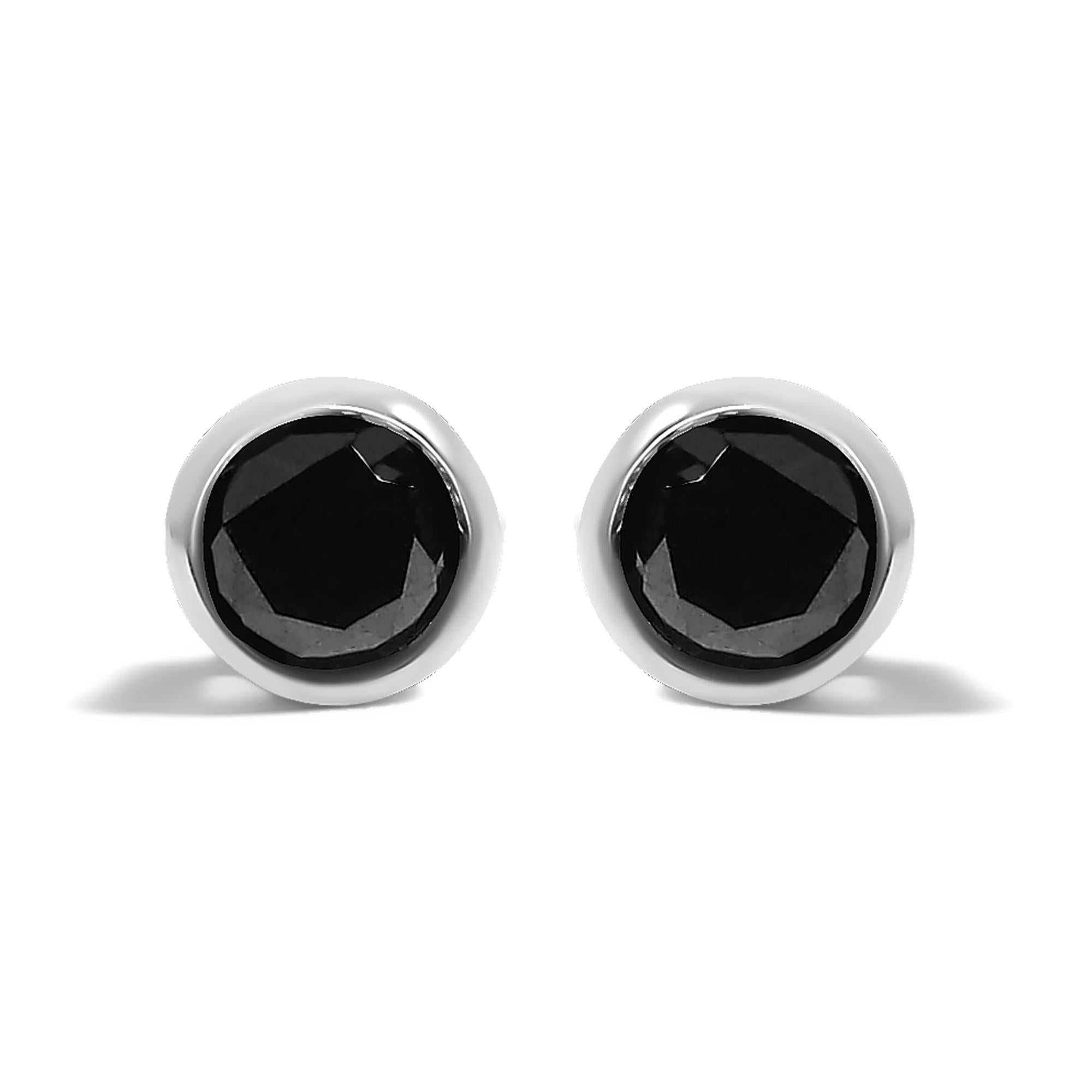 Aretes de plata de ley 925 con diamantes negros redondos de talla brillante, engastados en bisel y cierre de rosca (color elegante, claridad I2-I3) - Friggin Jewelry