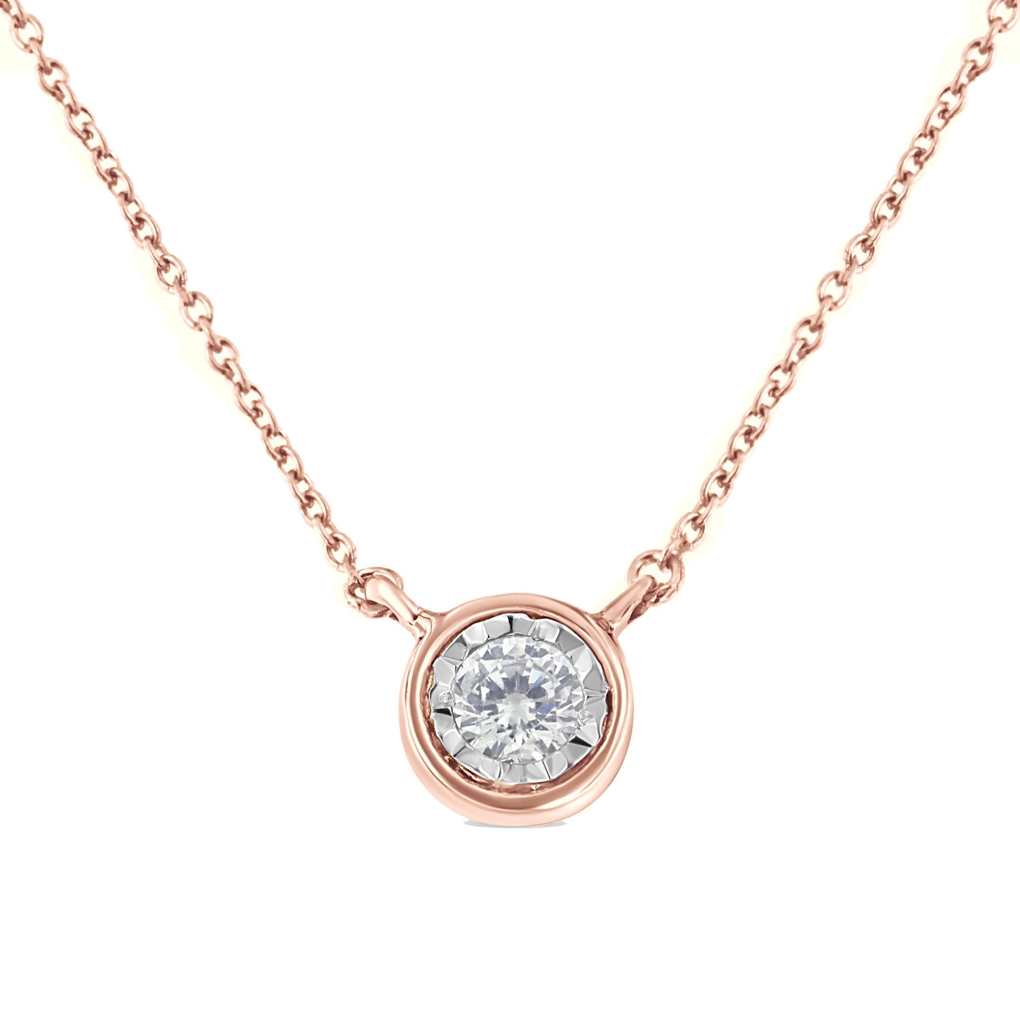 Collar con colgante solitario de oro de 10 quilates con diamantes redondos de talla brillante engastados en bisel (color JK, claridad I2-I3) - 40,6 cm con extensor de 5 cm - Friggin Jewelry