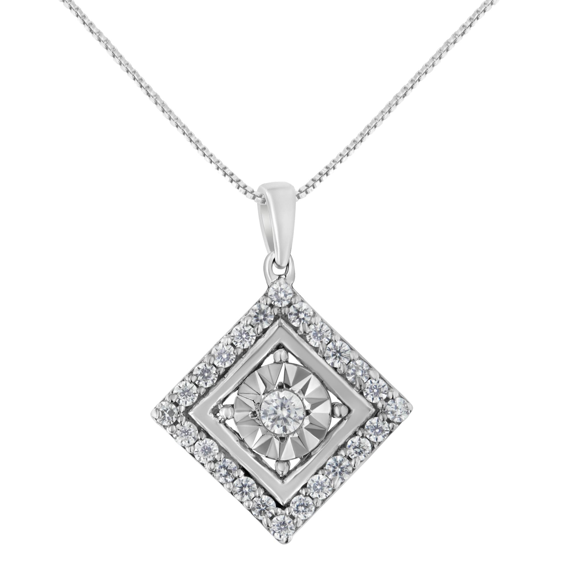 Collana con ciondolo quadrato in oro bianco 10 carati con diamanti da 1/2 carati (colore IJ, purezza I2-I3) - Friggin Jewelry