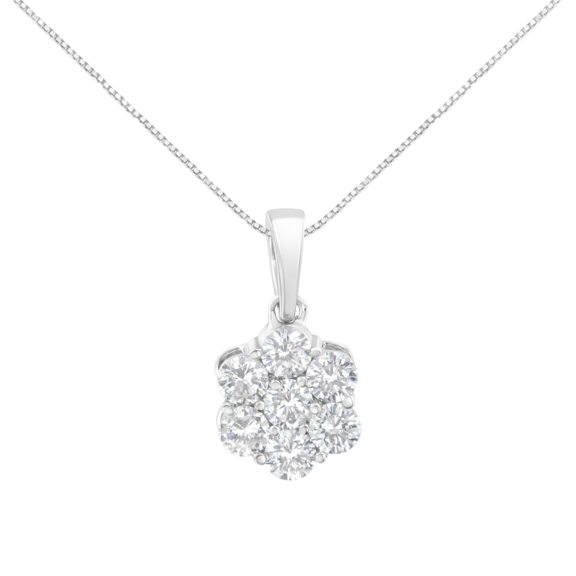 Collana con ciondolo a forma di fiore da 18" in oro bianco 14 carati con 7 diamanti taglio brillante da 1 cttw (colore FG, purezza VS1-VS2) - Friggin Jewelry