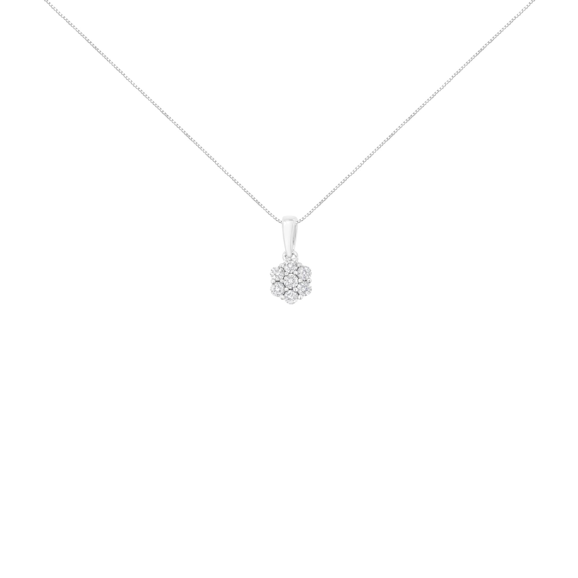 Collar con colgante de 45,7 cm en oro blanco de 14 quilates, 1/2 ct, con diamantes de talla redonda engastados en garras y un racimo floral de 7 piedras (color HI, claridad I1-I2) - Friggin Jewelry