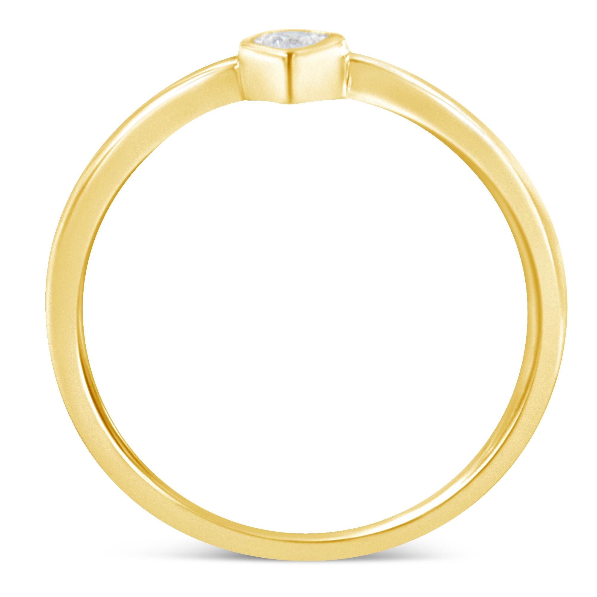 Anello alla moda piccolo in argento sterling 925 placcato oro giallo 14 carati con diamanti da 1/20 carati a forma di pera (colore JK, purezza I1-I2) - Friggin Jewelry