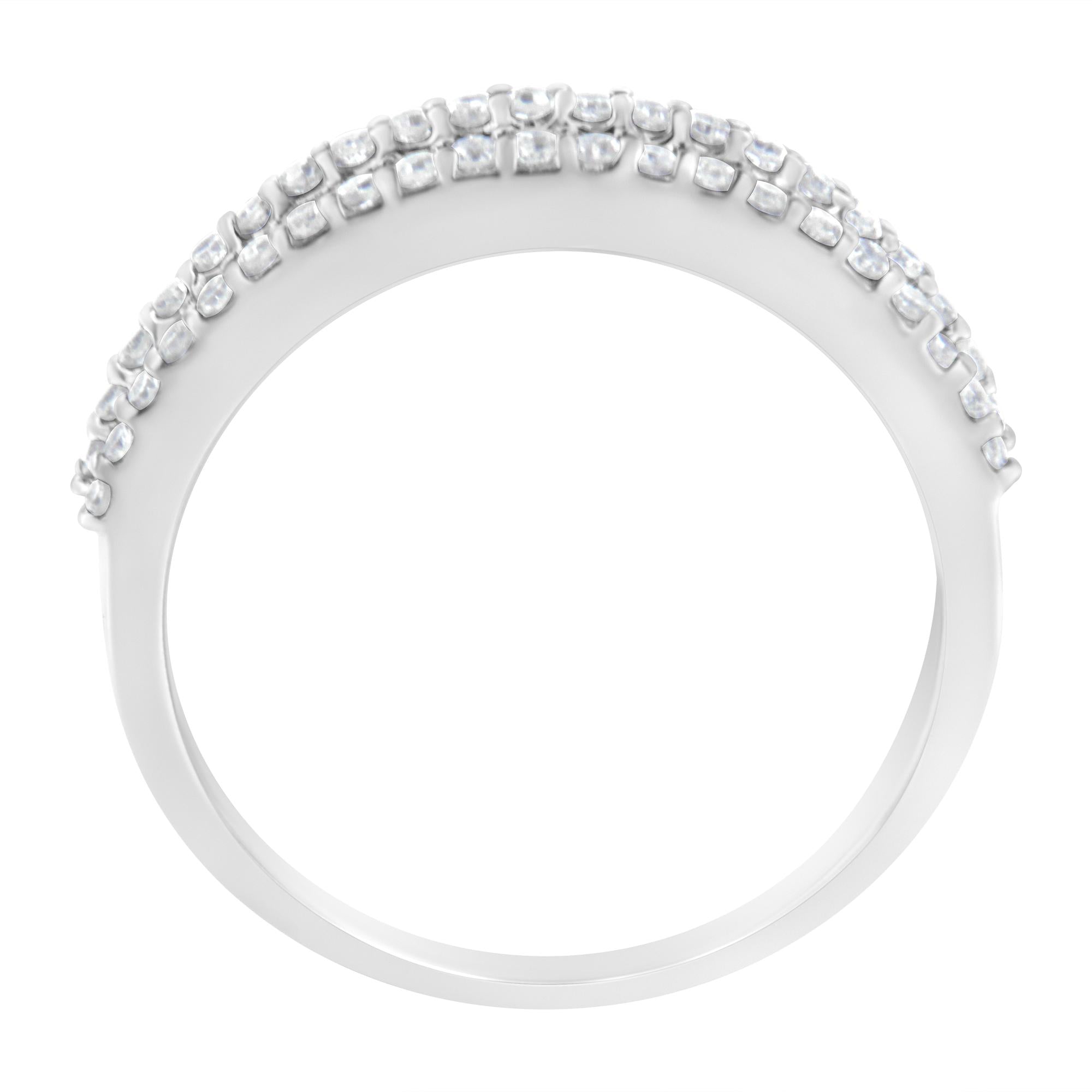 Anello moderno a fascia in oro bianco 14 carati con diamanti da 1/2 carati (colore HI, purezza SI2-I1) - Friggin Jewelry