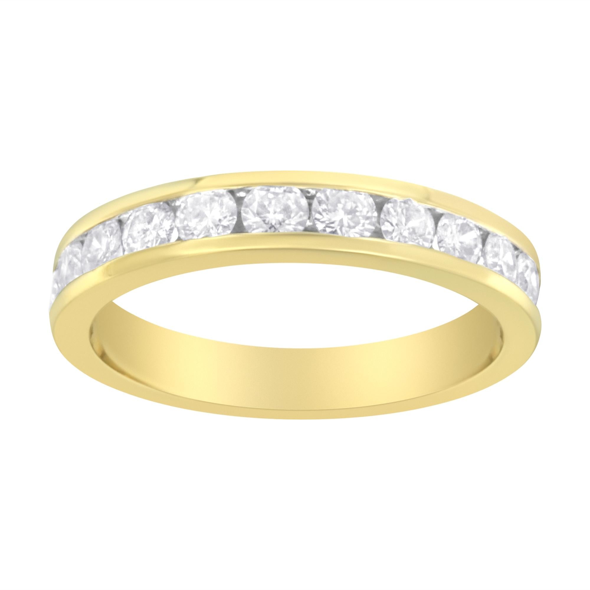 IGI Certified 18K Yellow Gold 1.0 Cttw Channel Set Round-Cut Diamond 11 Stone Anniversary/Wedding Band Ring (I-J Color, I1-I2 Clarity) - Friggin Jewelry