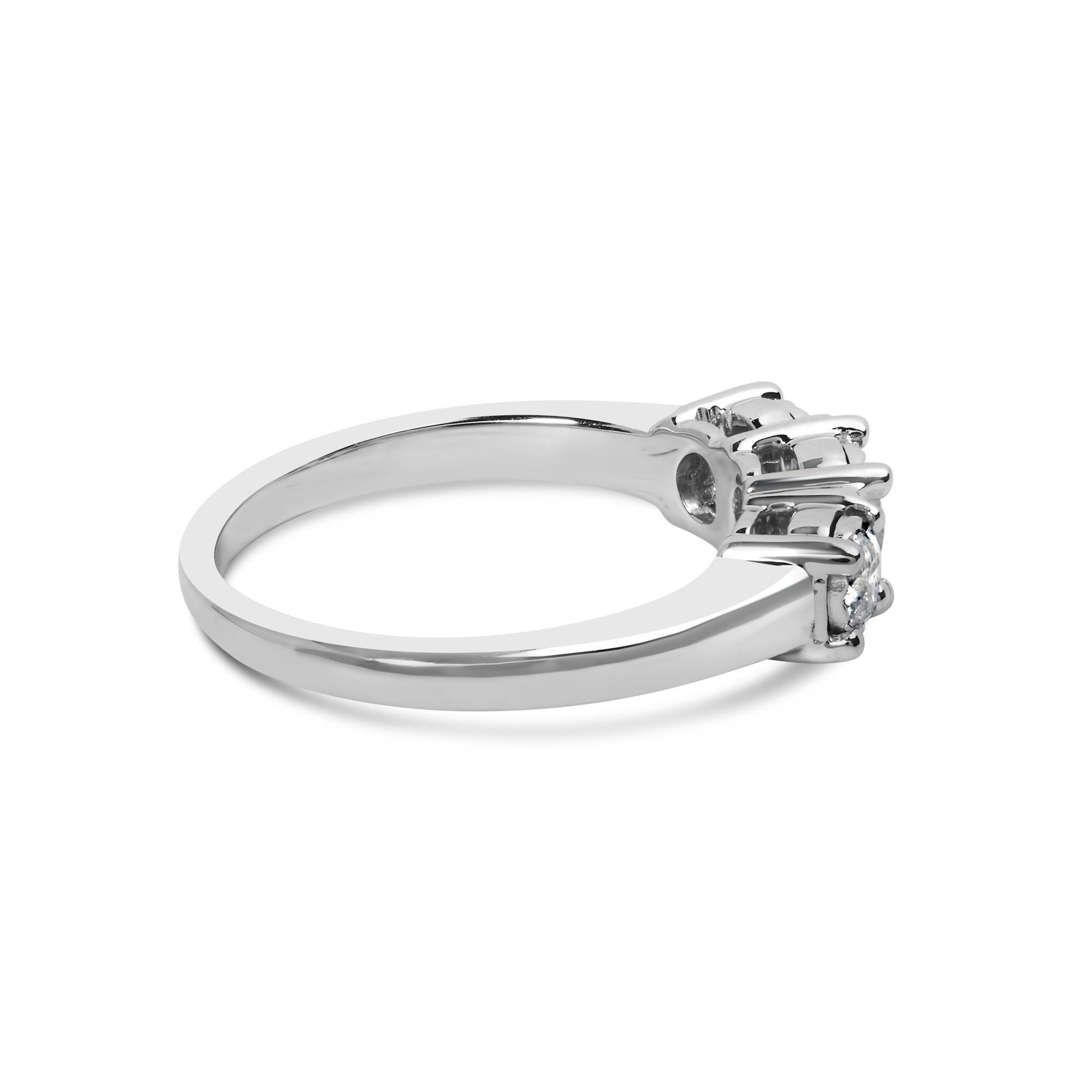 14K White Gold 1/2 Cttw Miracle Set Round Lab Grown Diamond Three Stone Illusion Plate Ring (F-G Color, VS1-VS2 Clarity) - Friggin Jewelry