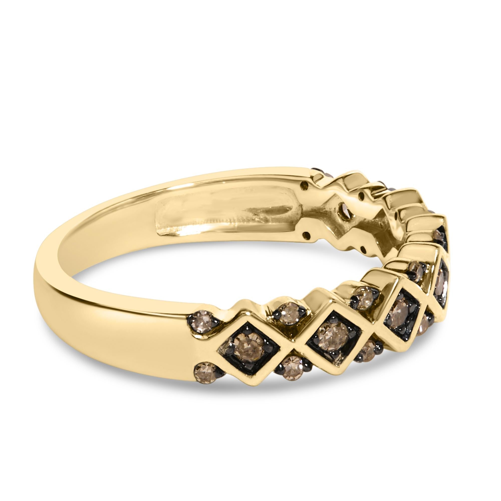 Anello geometrico in argento sterling 925 placcato oro giallo 10K con diamanti champagne da 1/4 carati - Friggin Jewelry