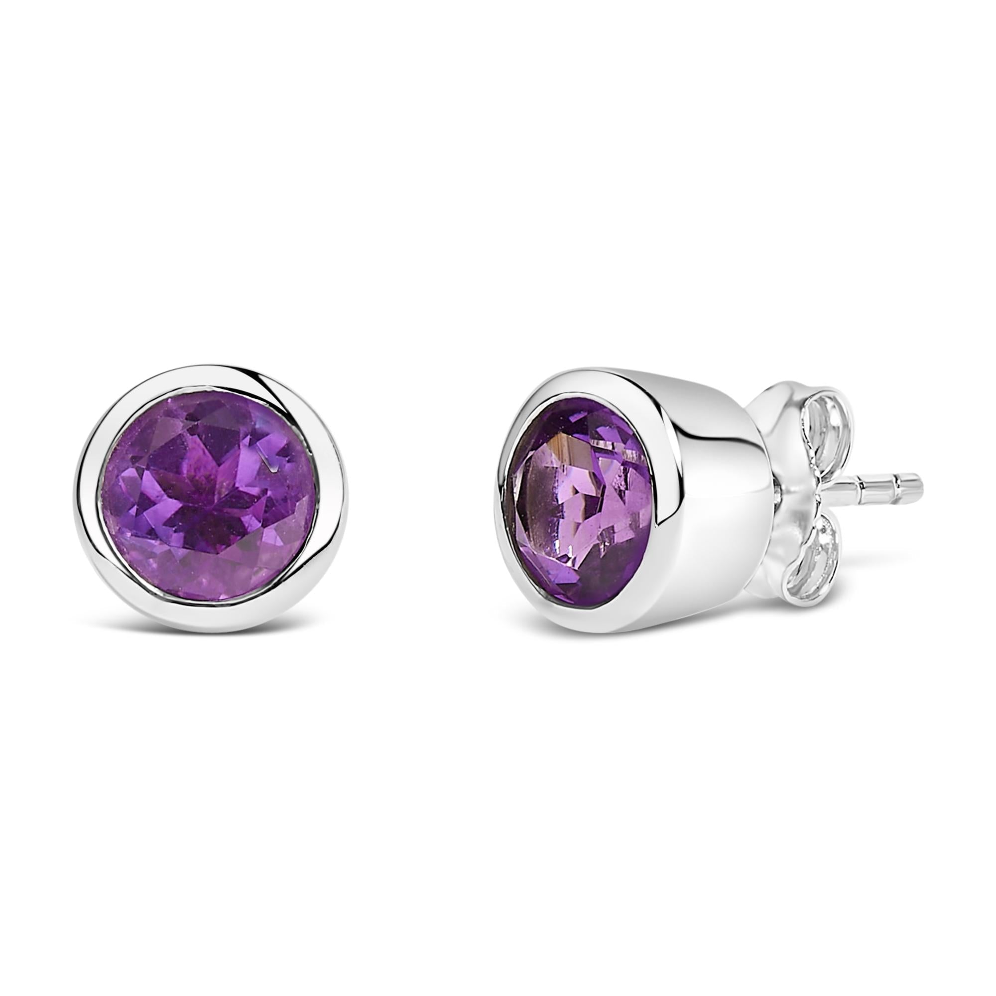 Pendientes solitarios de plata de ley 925 de 6 mm con gema creada engastada en bisel - Friggin Jewelry