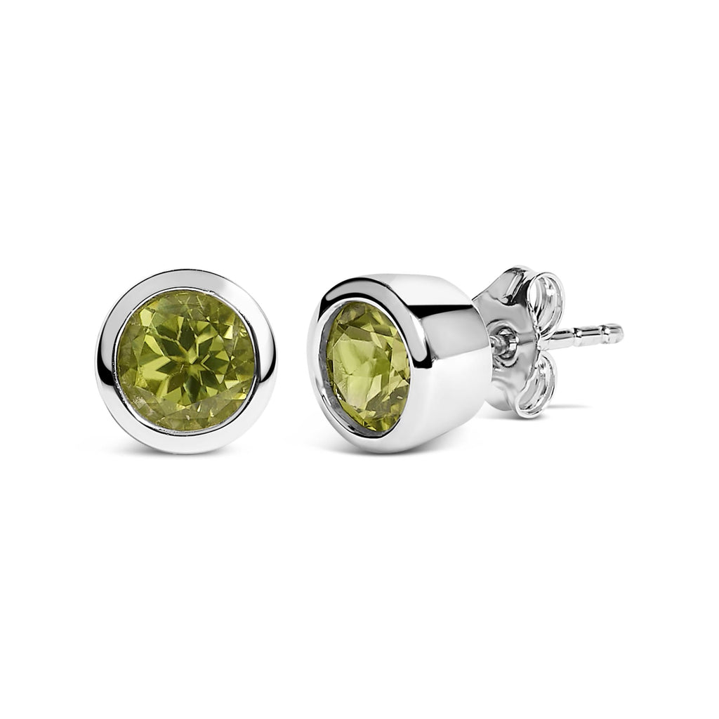 Pendientes solitarios de plata de ley 925 de 6 mm con gema creada engastada en bisel - Friggin Jewelry