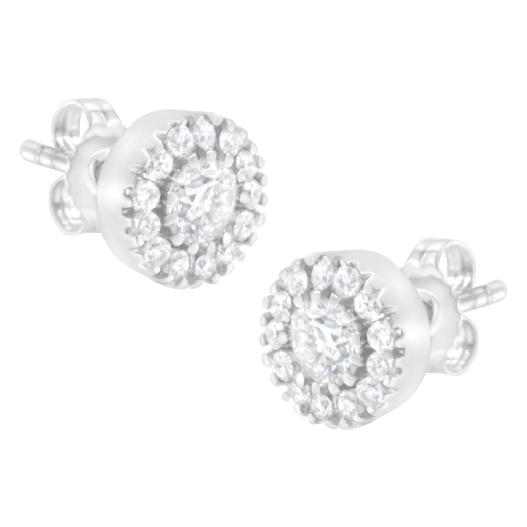 Orecchini a bottone con alone di diamanti da 1 carato in oro bianco 14k (purezza IJ, colore I1-I2) - Friggin Jewelry