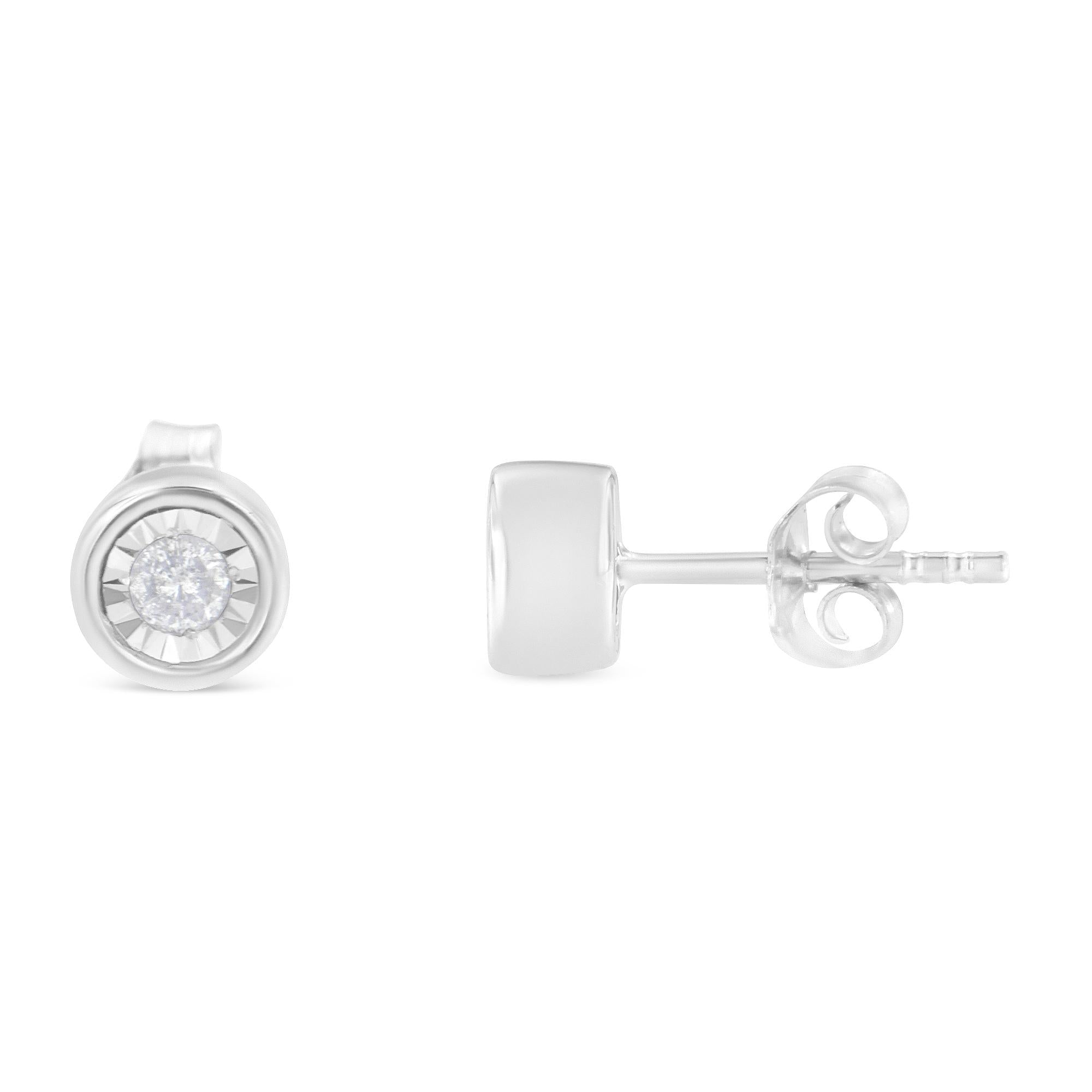 .925 Sterling Silver 1/5 Cttw Round Brilliant-Cut Near Colorless Diamond Miracle-Set Bezel Barrel Style Stud Earrings (I-J Color, I2-I3 Clarity) - Friggin Jewelry
