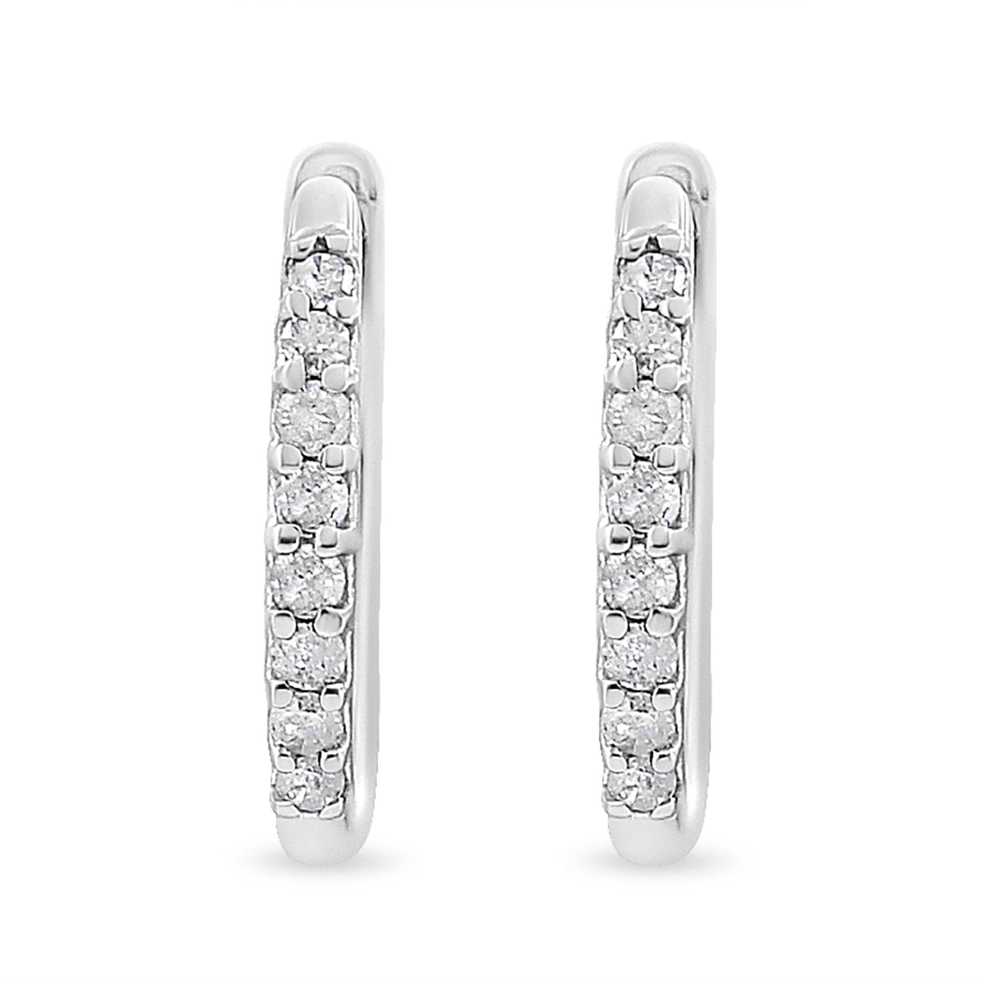 Orecchini a cerchio moderni in oro bianco 10 carati con diamanti taglio rotondo da 1/5 carati (colore IJ, purezza I3) - Friggin Jewelry