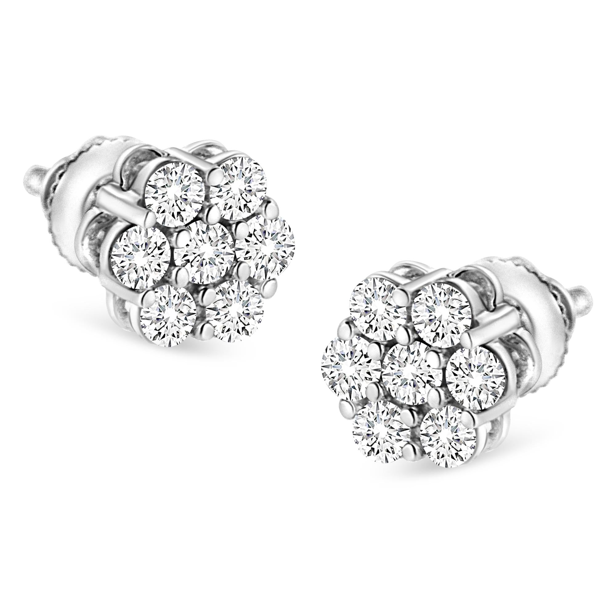 Aretes florales de oro blanco de 14 quilates con diamantes de talla redonda de 1/2 ct (color IJ, claridad SI2-I1) - Friggin Jewelry
