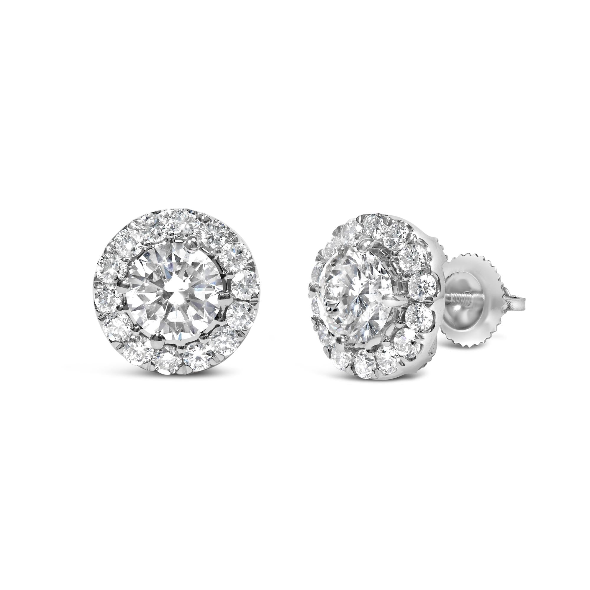 Aretes de oro blanco de 14 quilates con halo de diamantes redondos cultivados en laboratorio (color FG, claridad VS2-SI1) - Friggin Jewelry