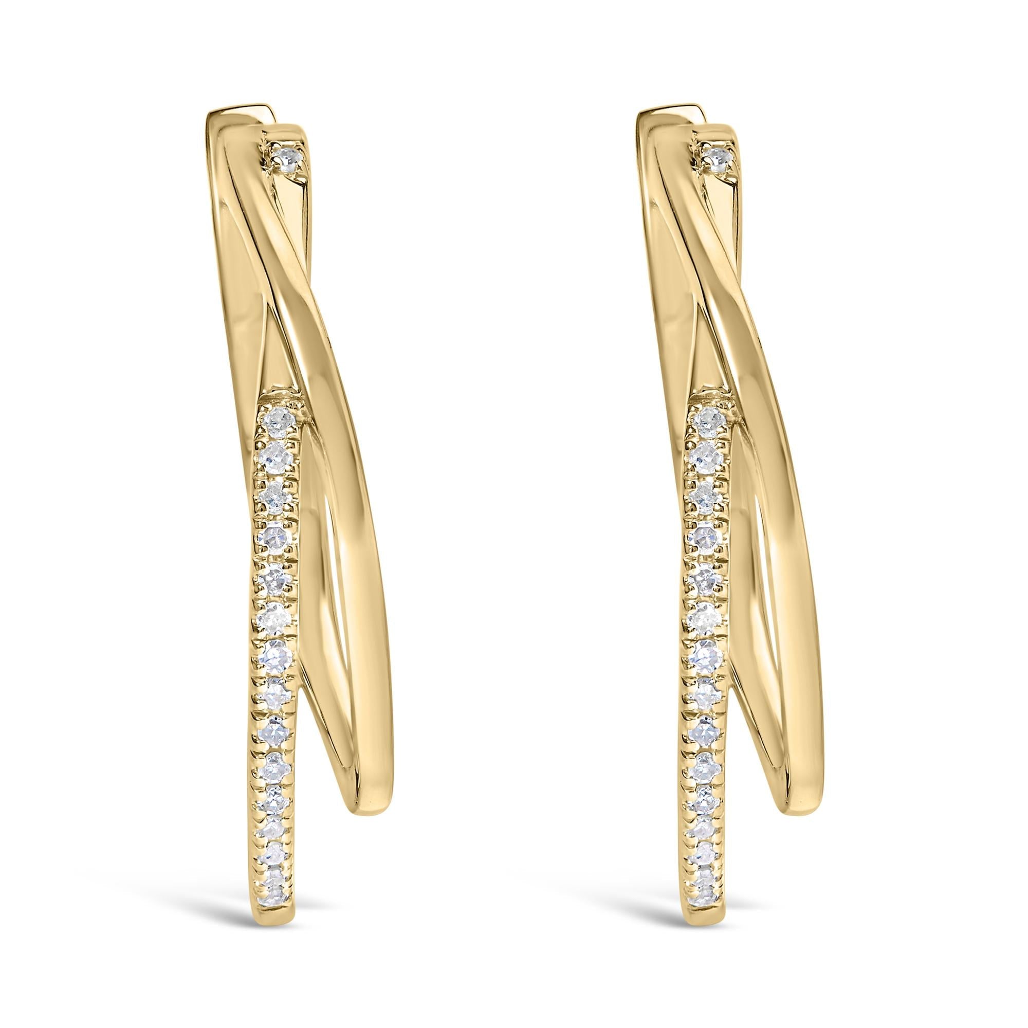Aros de plata de ley 925 bañados en oro amarillo de 14 quilates con diamantes de 1/10 quilates (color HI, claridad I1-I2) - Friggin Jewelry