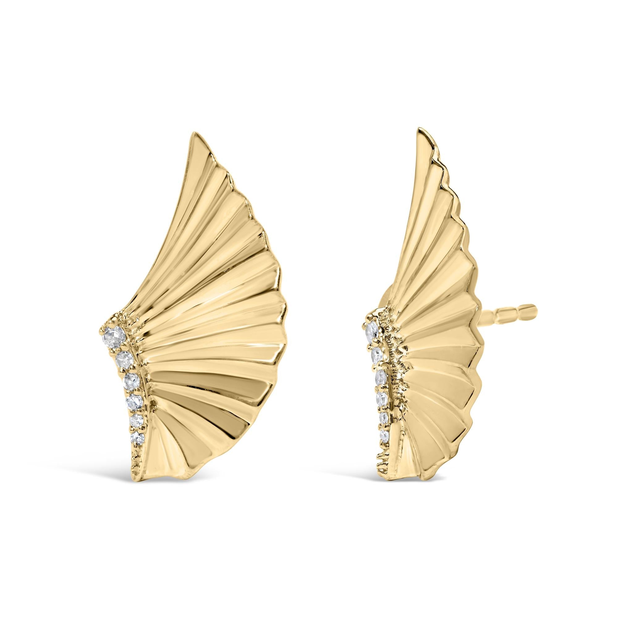 Aretes tipo abanico con detalles de diamantes en plata de ley 925 bañados en oro amarillo de 14 quilates (color HI, claridad I1-I2) - Friggin Jewelry