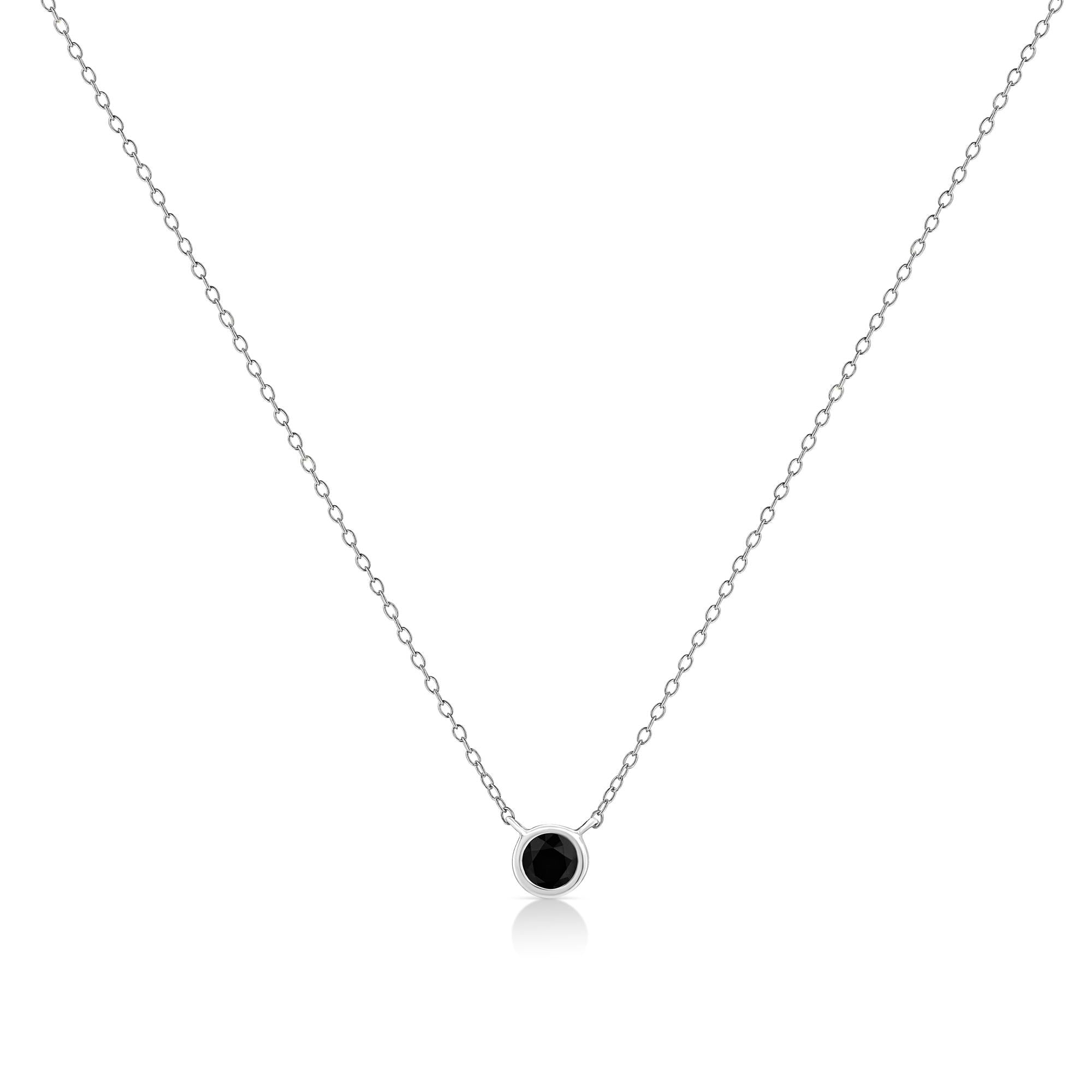 Collar con colgante ajustable solitario de 40,6 a 45,7 cm en plata de ley 925 con diamantes de colores de 1/10 ct y engaste en bisel (color realzado, claridad I1-I2) - Friggin Jewelry