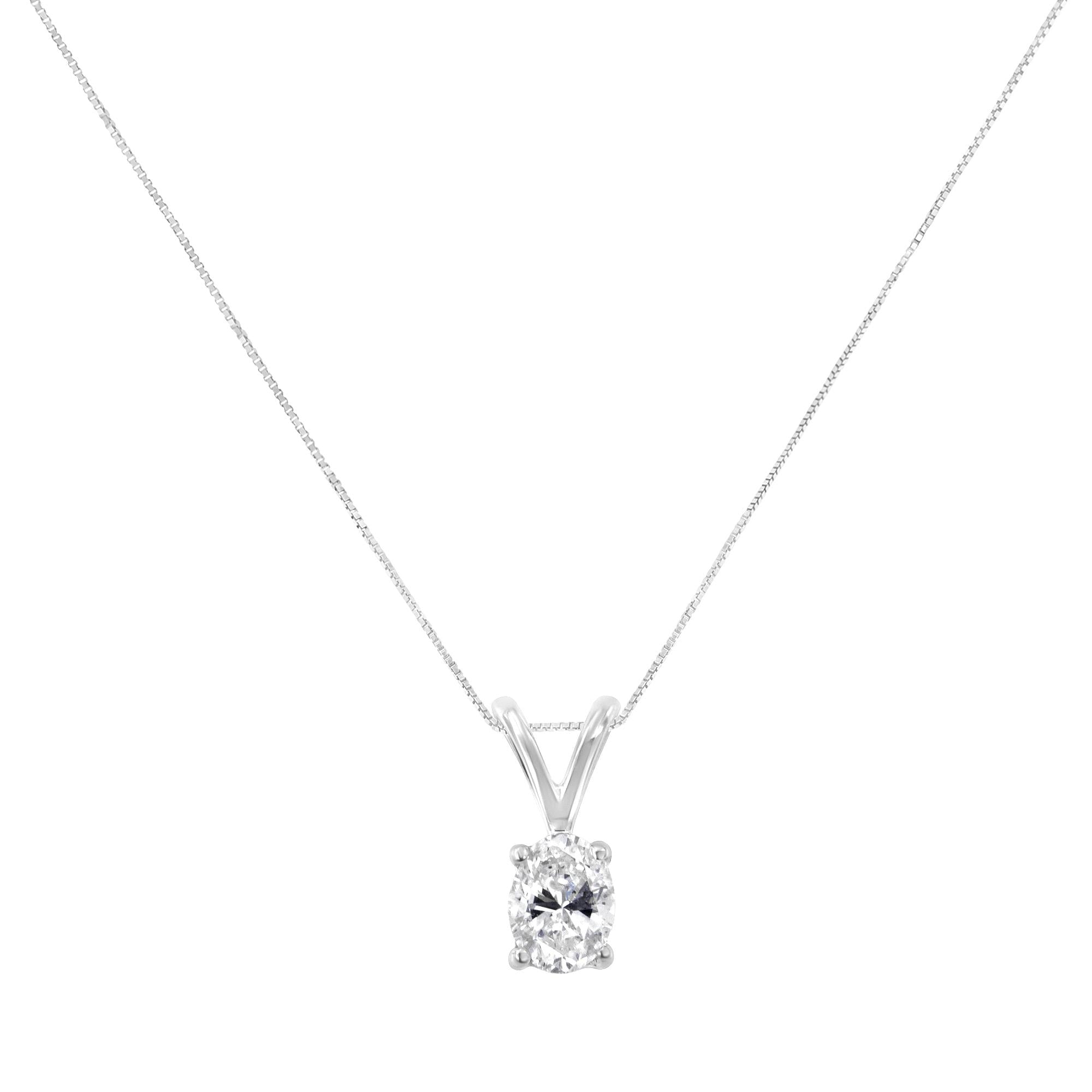 Collar con colgante ovalado de diamantes en oro blanco de 10 kt con certificación IGI (1/5 ct, color HI, I1) - Friggin Jewelry
