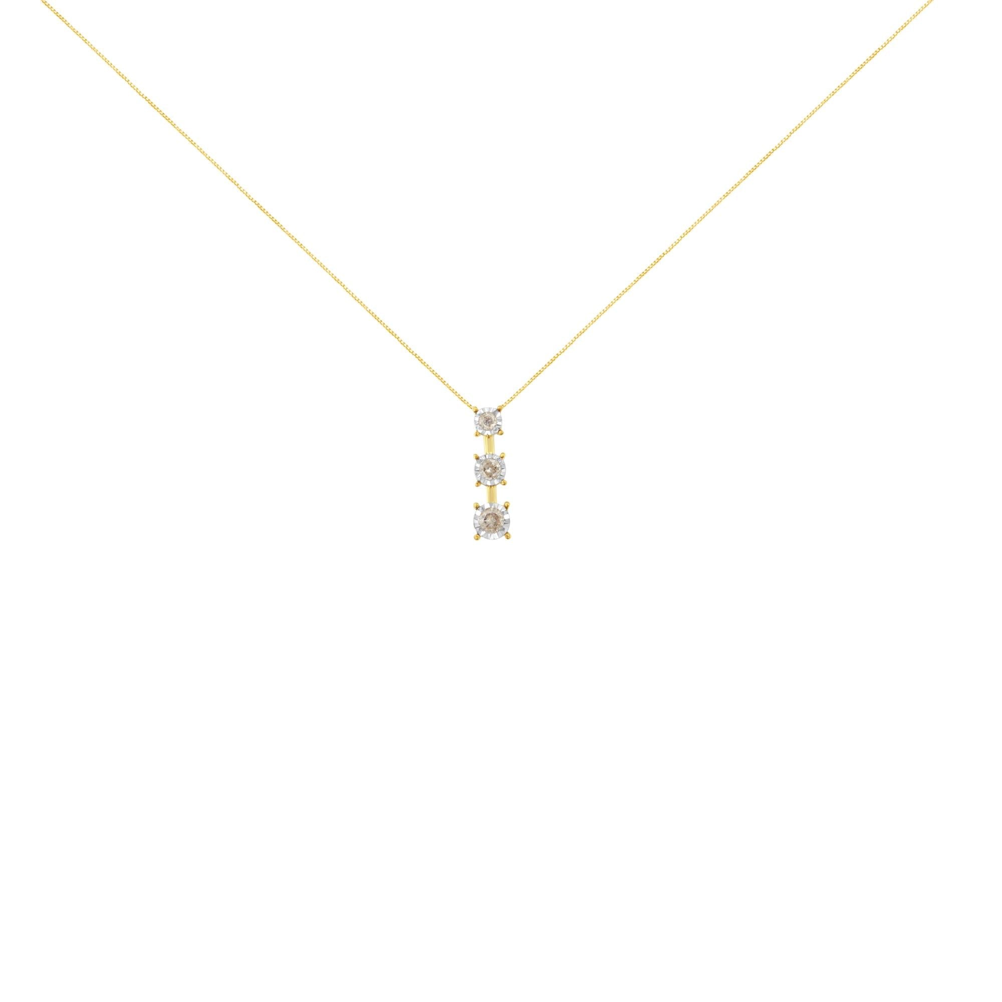 Collar con colgante de 45,7 cm (18") de oro amarillo de 10 quilates con diamantes brillantes de talla redonda engastados milagros de 1/4 ct y tres piedras graduadas (color JK, claridad I1-I2) - Friggin Jewelry