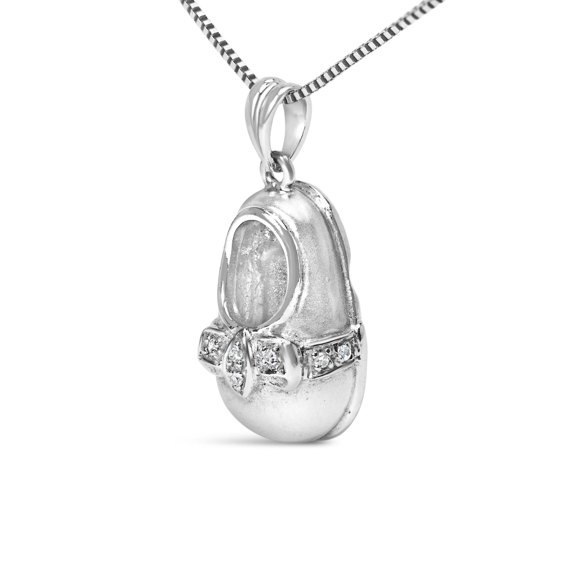 14K White Gold Diamond Accent Baby Shoe with Bow Pendant 18" Necklace (G-H Color, SI1-SI2 Clarity) - Friggin Jewelry