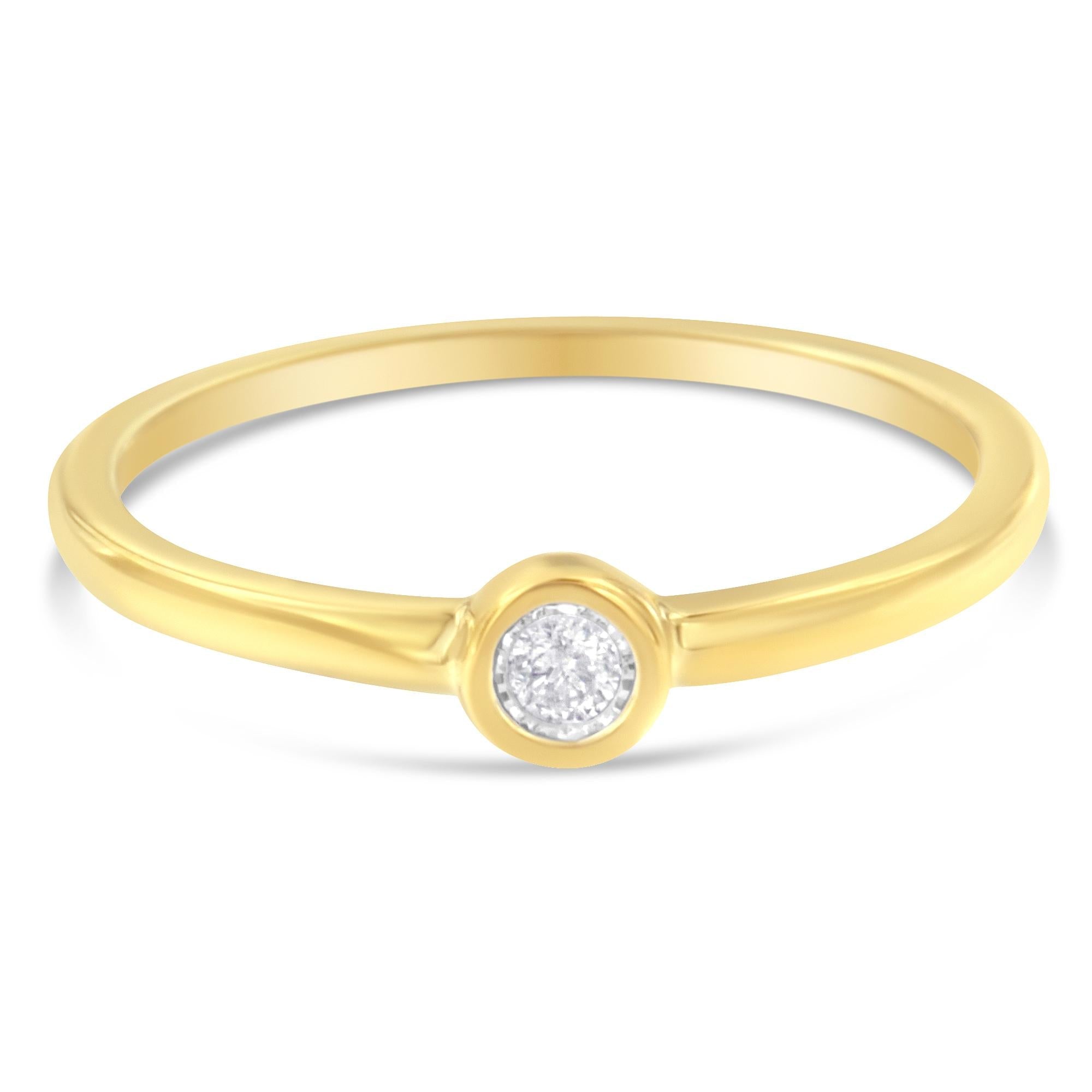 Anello in argento sterling 925 placcato oro giallo 14 carati con diamanti incastonati (1/20 ct, colore JK, purezza I1-I2) - Friggin Jewelry