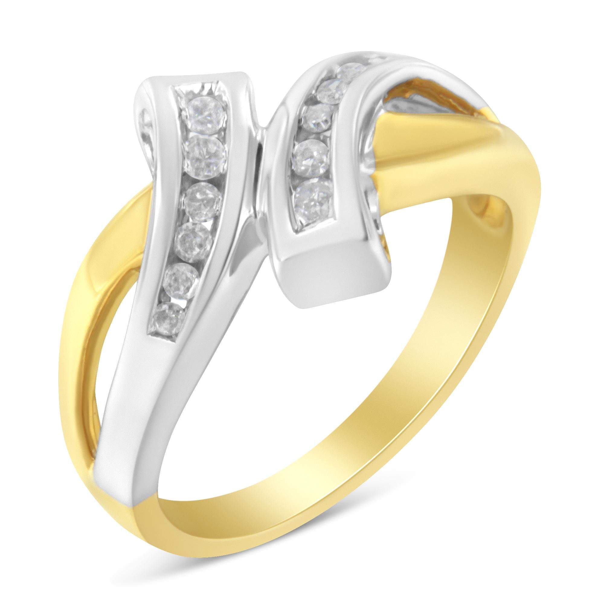 Anello bypass con diamanti incastonati a canale bicolore 10K (1/4 cttw, colore IJ, purezza I2) - Friggin Jewelry